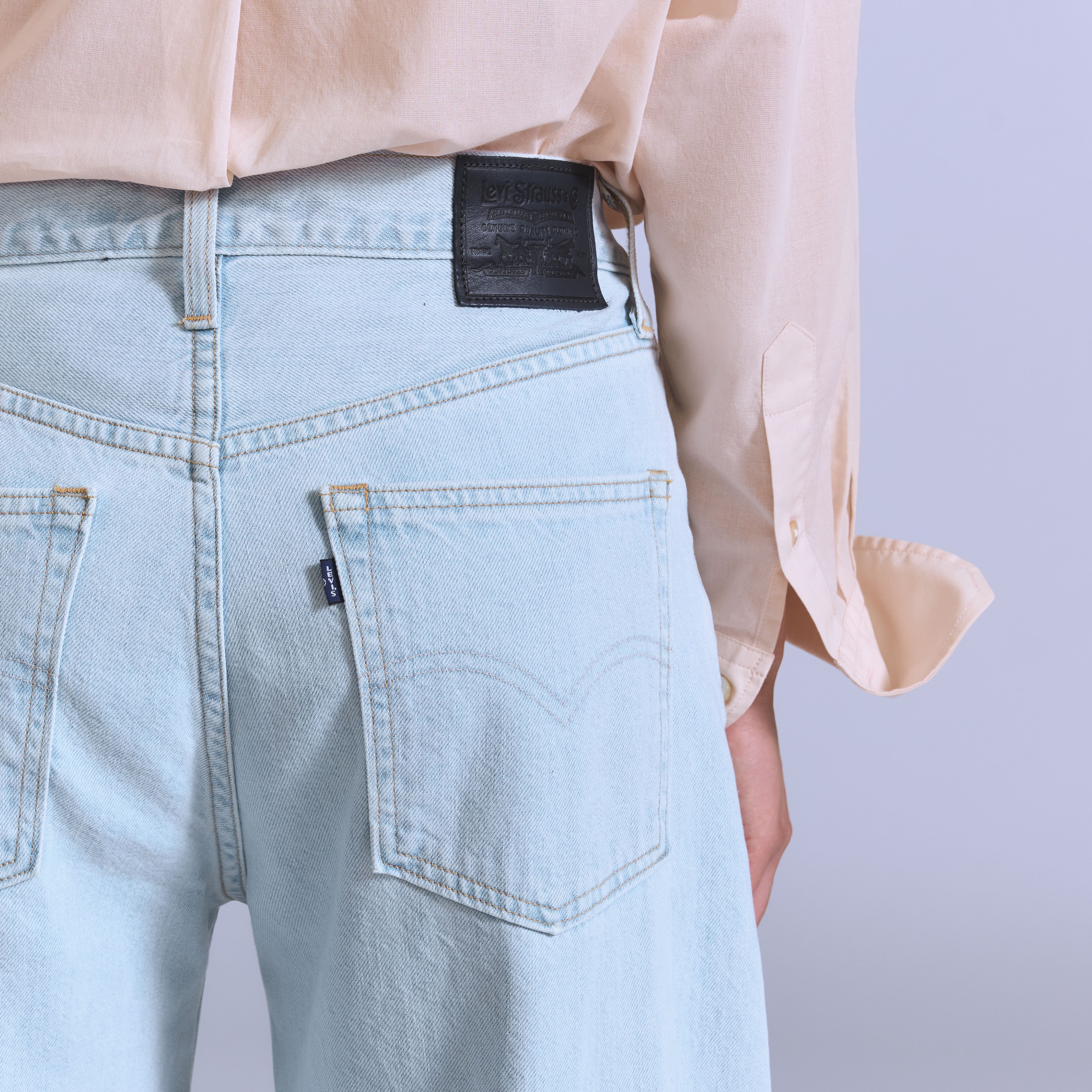 Women's Drop Barrel Jeans 3
