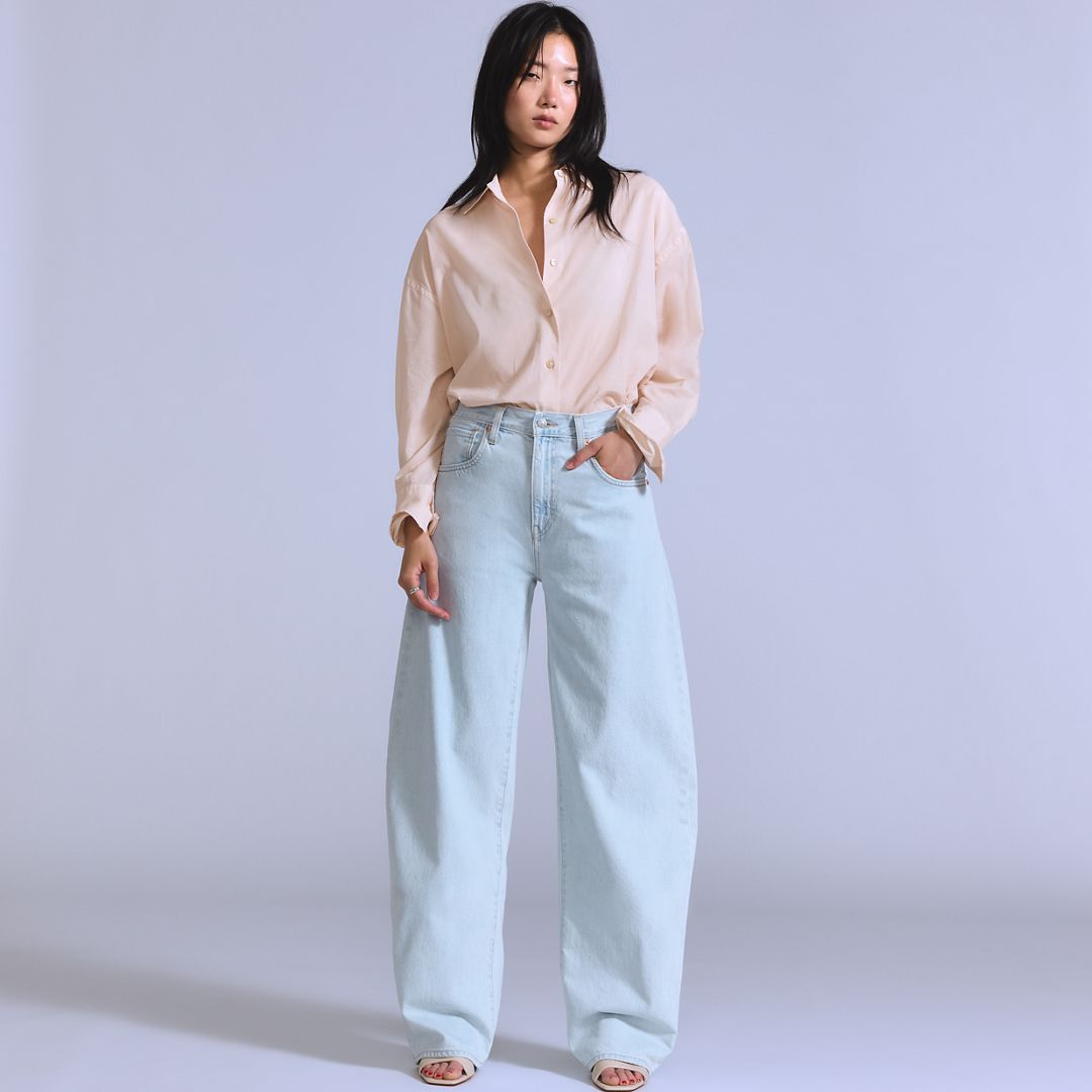 Levi's Women's Drop Barrel Jeans 23x31 In Icy Barrel