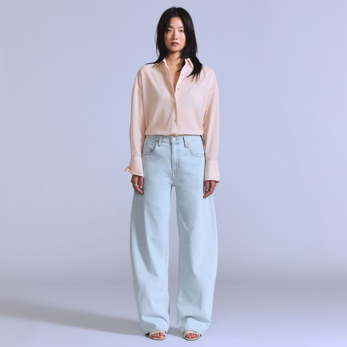 Women's Drop Barrel Jeans — Icy Barrel - Light Wash