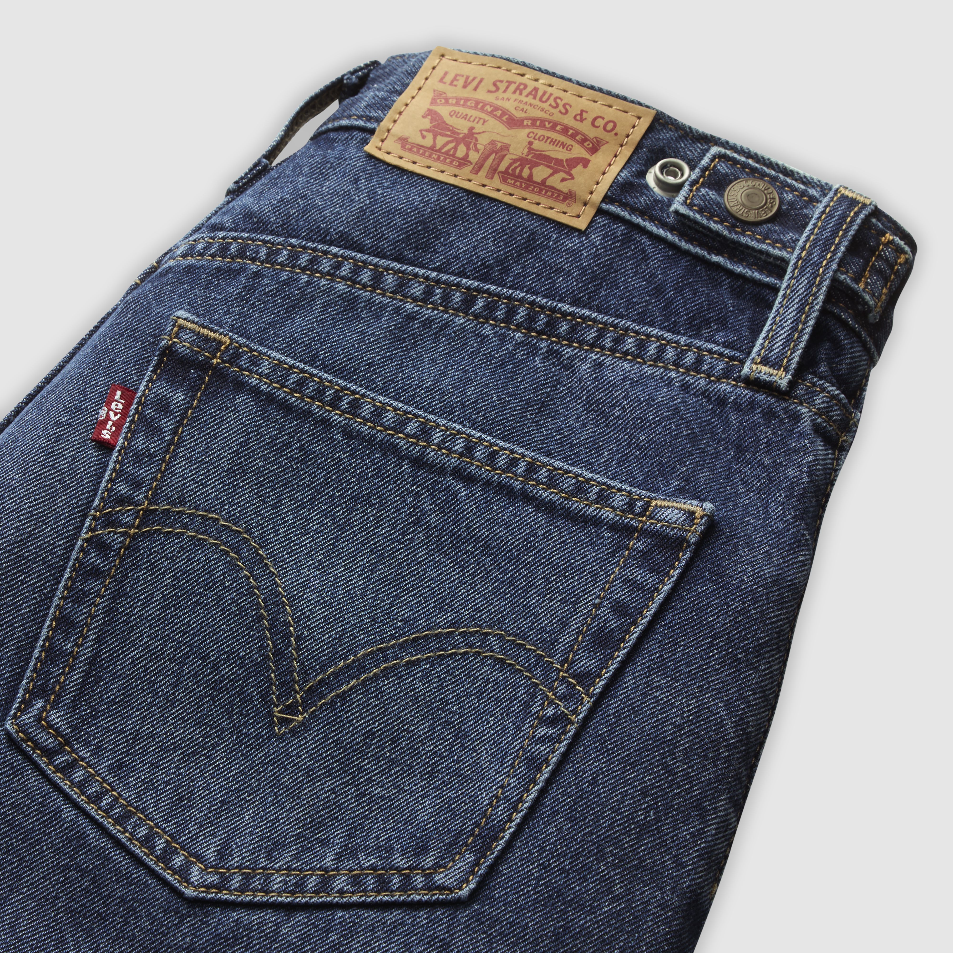 Cinch Mid-Thigh Women's Shorts 8