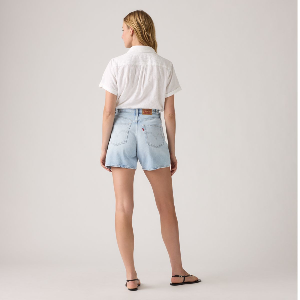 Cinch Mid-Thigh Lightweight Women's Shorts — Abraided Art Short - Light Wash