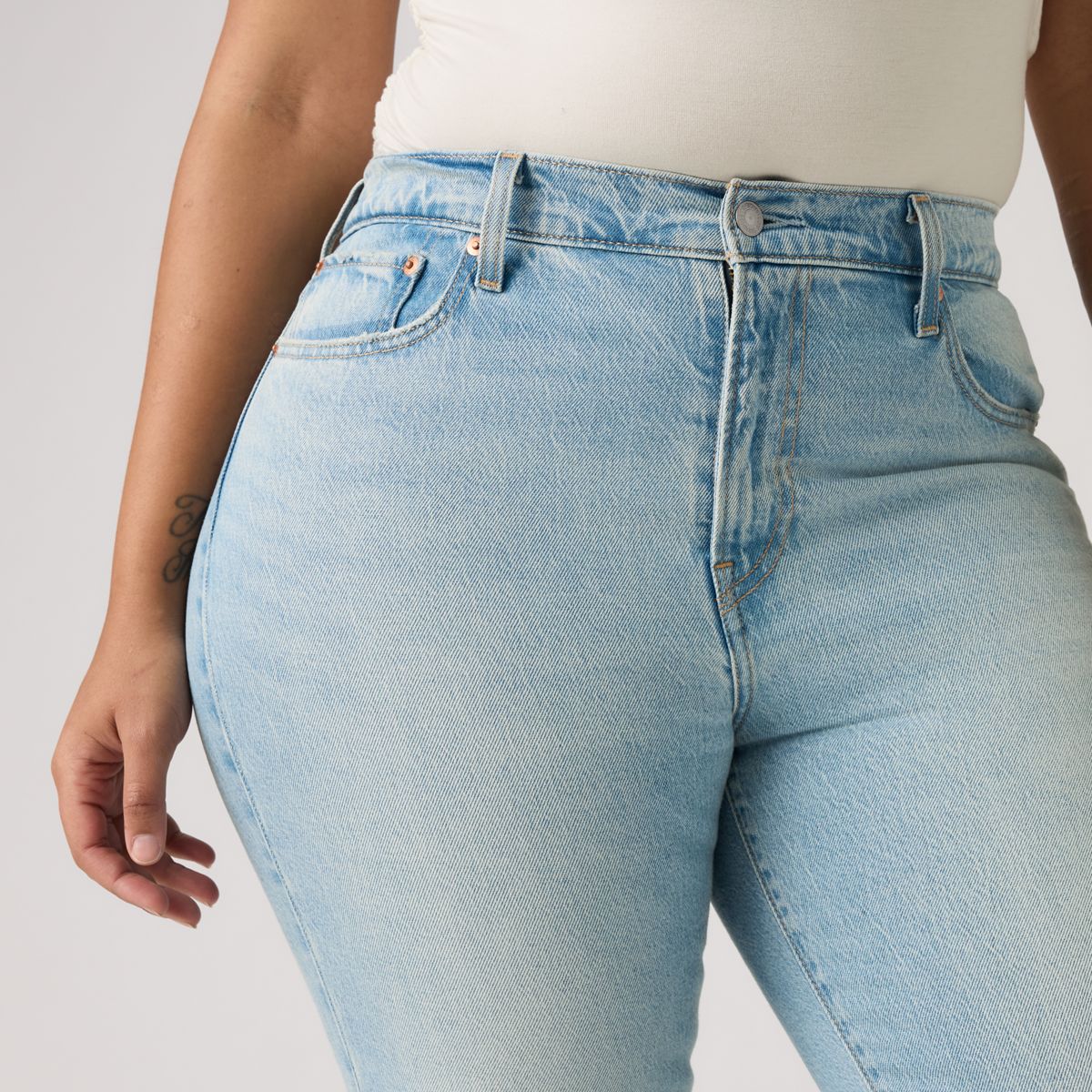 Wedgie Slim Fit Women's Jeans — First In Line - Light Wash