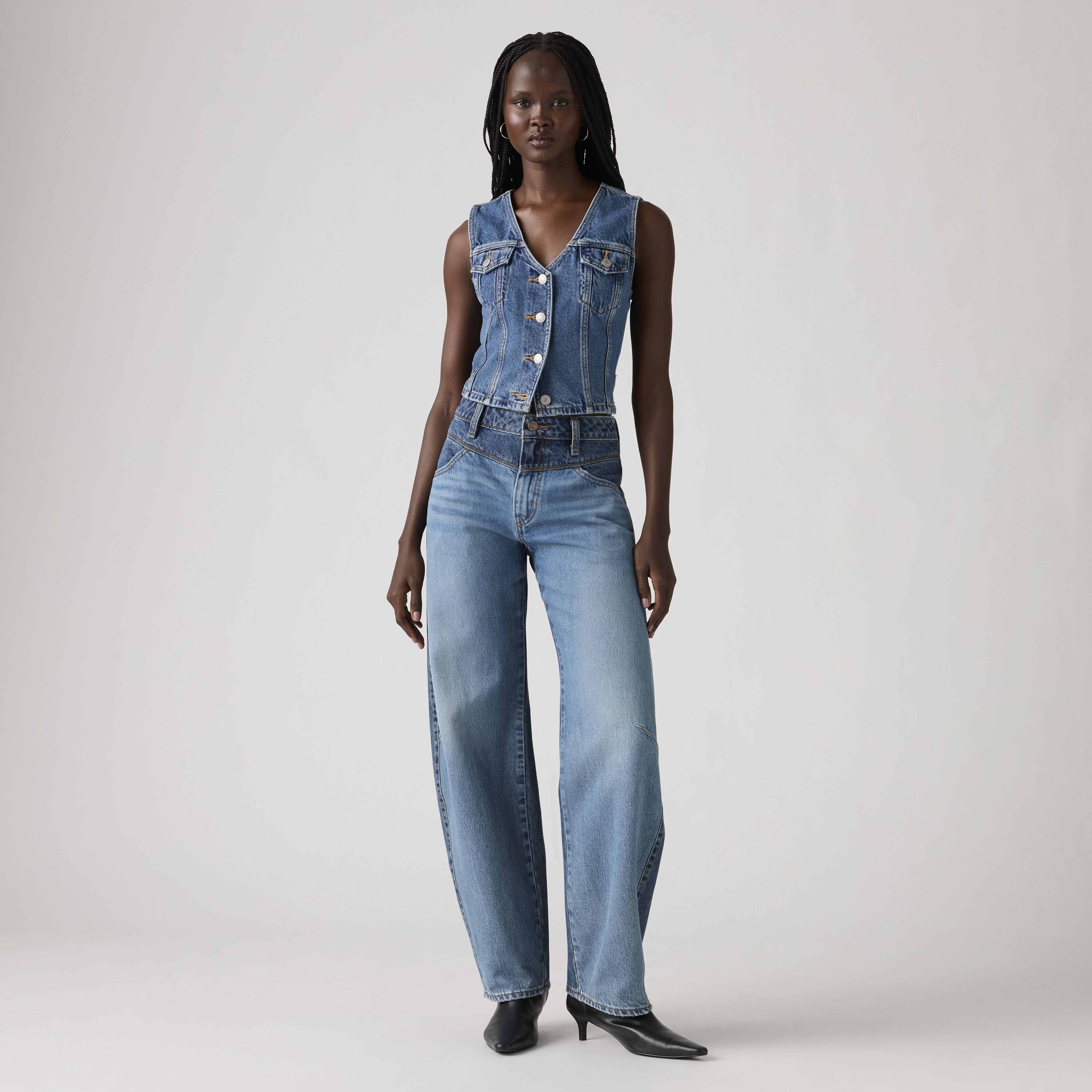 Barrel Saddle Back Women's Jeans 6