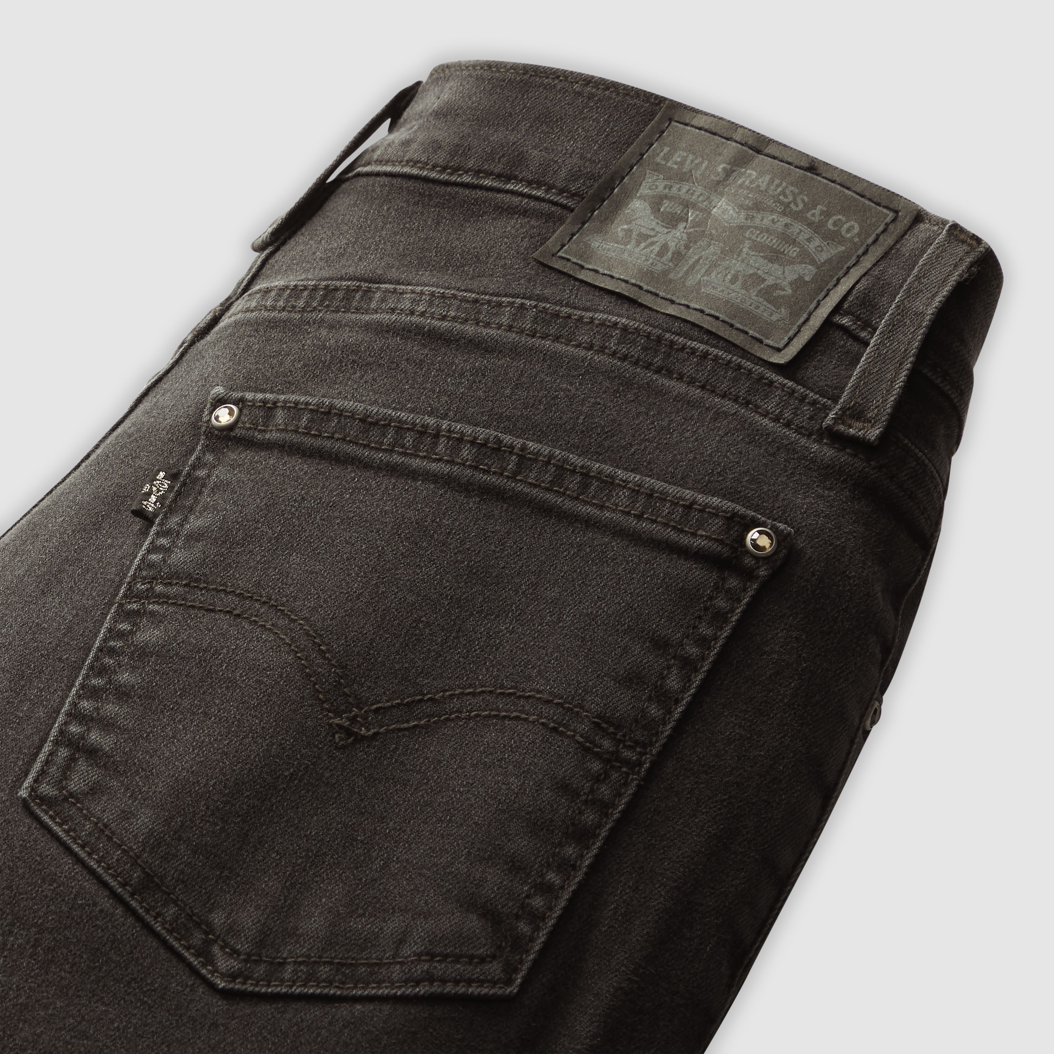 724 High Rise Button Fly Straight Women's Jeans 7