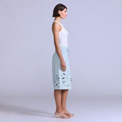 Women's Embroidered Bandit Shorts — Soft Wash Short - Medium Wash 5