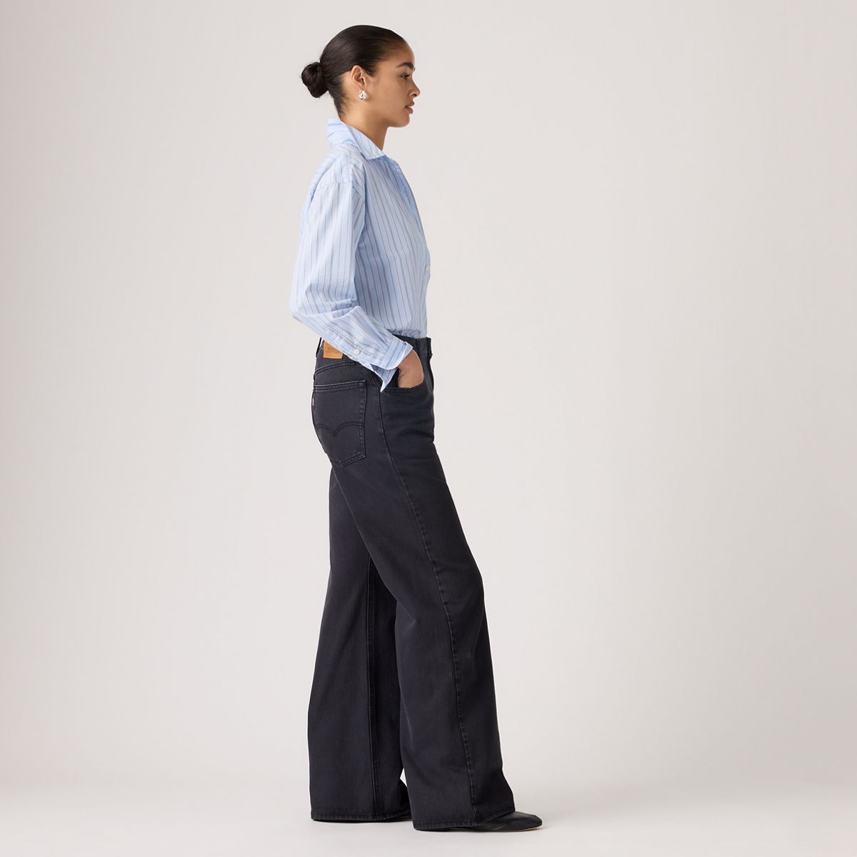Loose Boot Women's Jeans — Chipped Black Oyster - Black