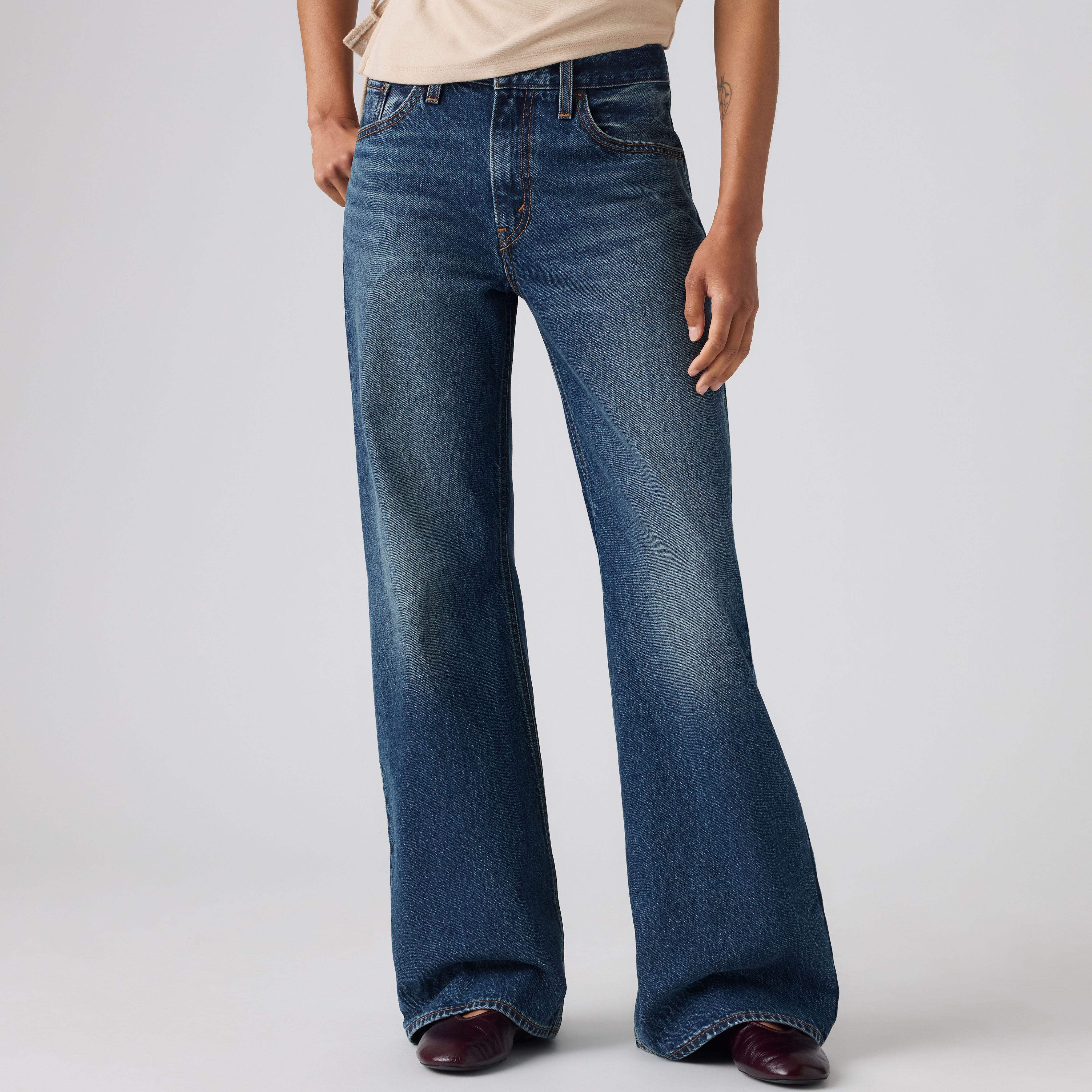Loose Boot Jeans 2