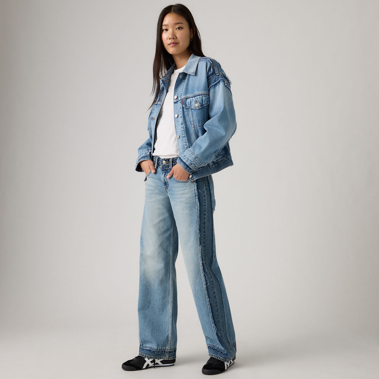 Low Loose Decon Jeans 1