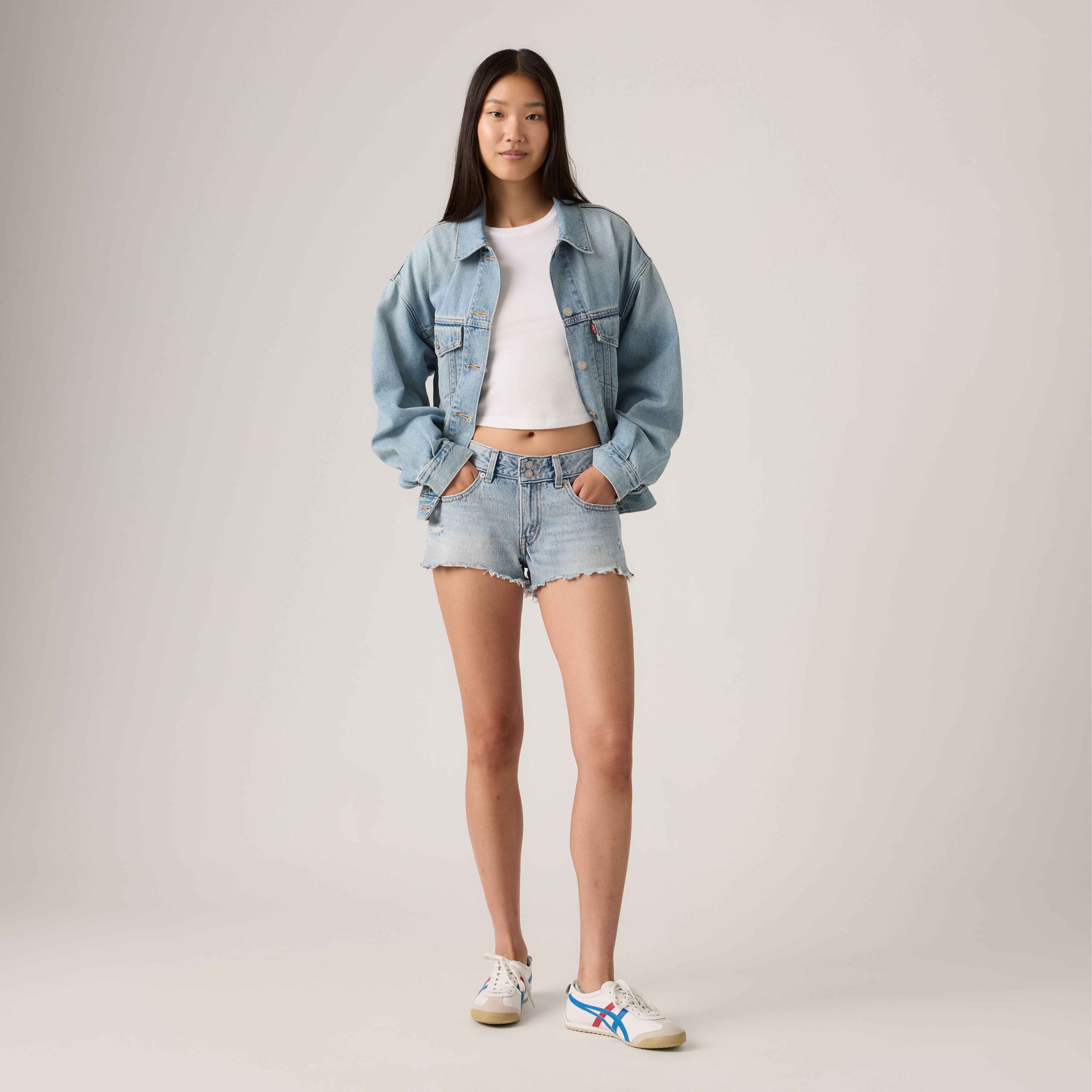 Superlow Loose Women's Shorts 1