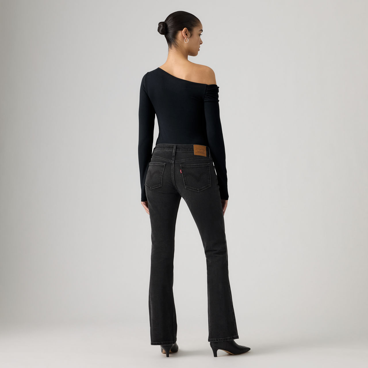 Low Slim Boot Jeans 3