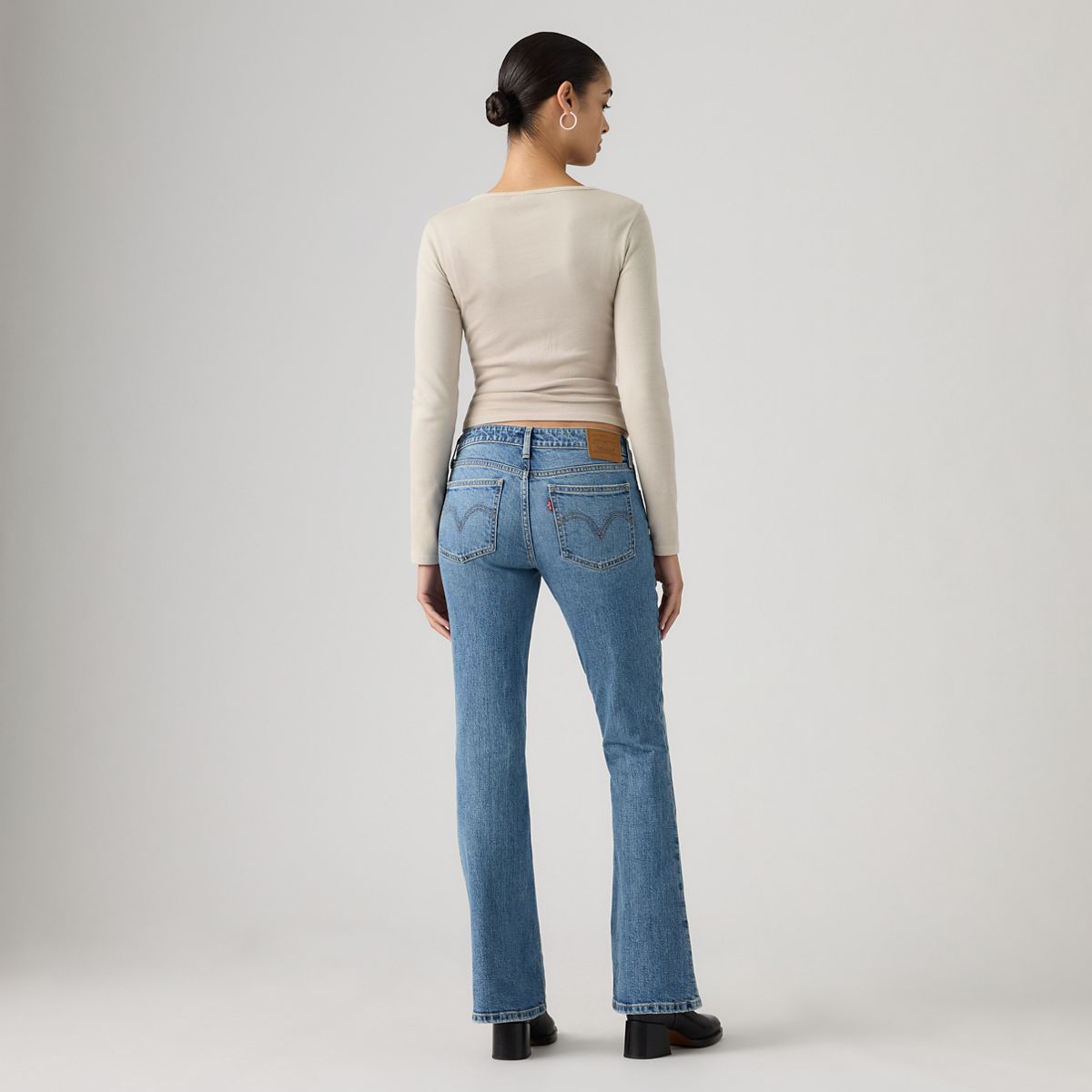Low Slim Bootcut Women's Jeans — Kick Start - Medium Wash