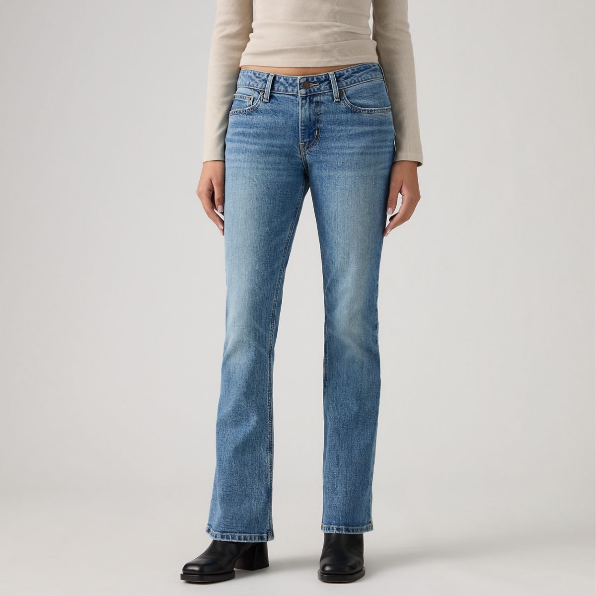 Low Slim Bootcut Women's Jeans — Kick Start - Medium Wash