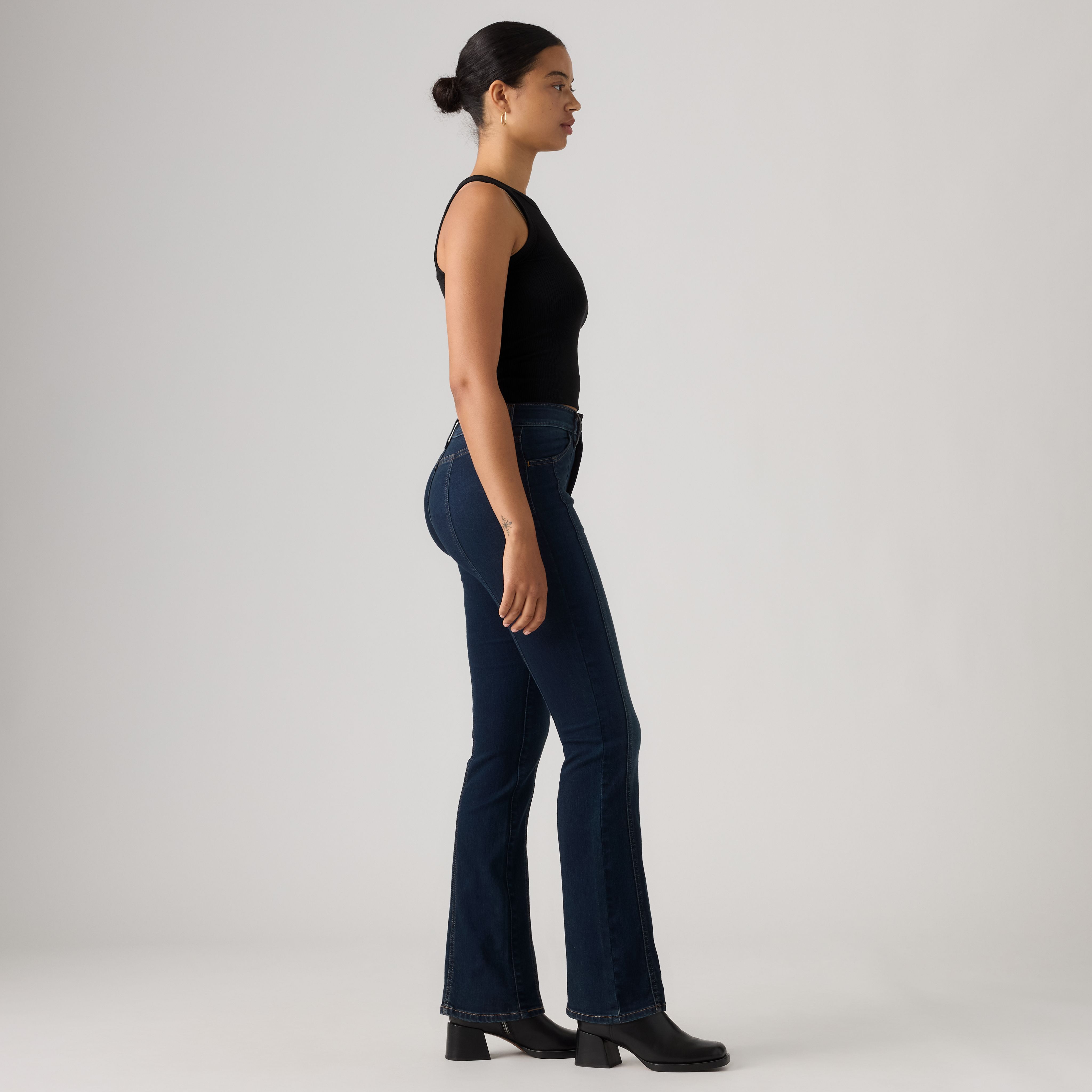 725 High-Rise Bootcut Seamed Women's Jeans 4