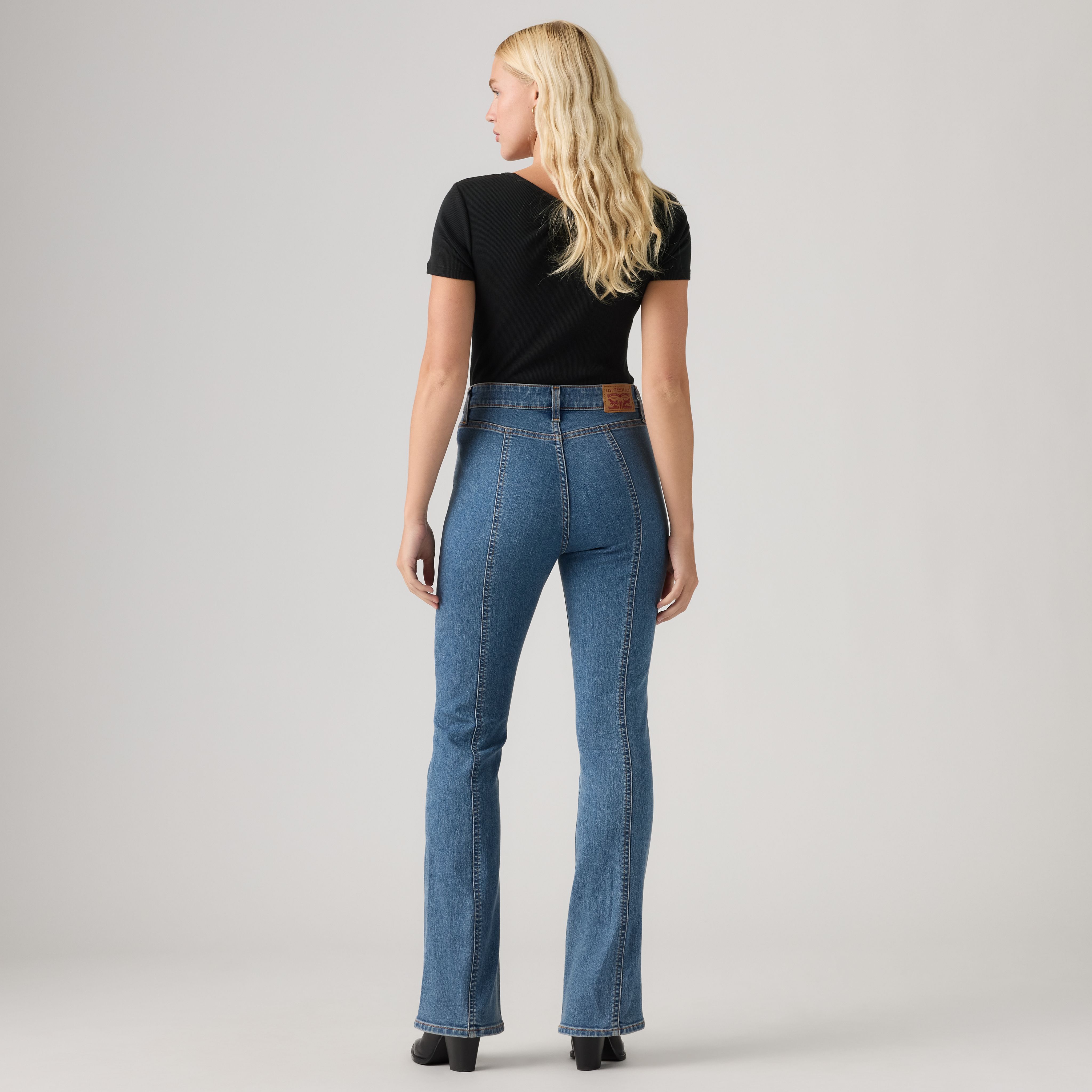 725 High-Rise Bootcut Seamed Women's Jeans 3