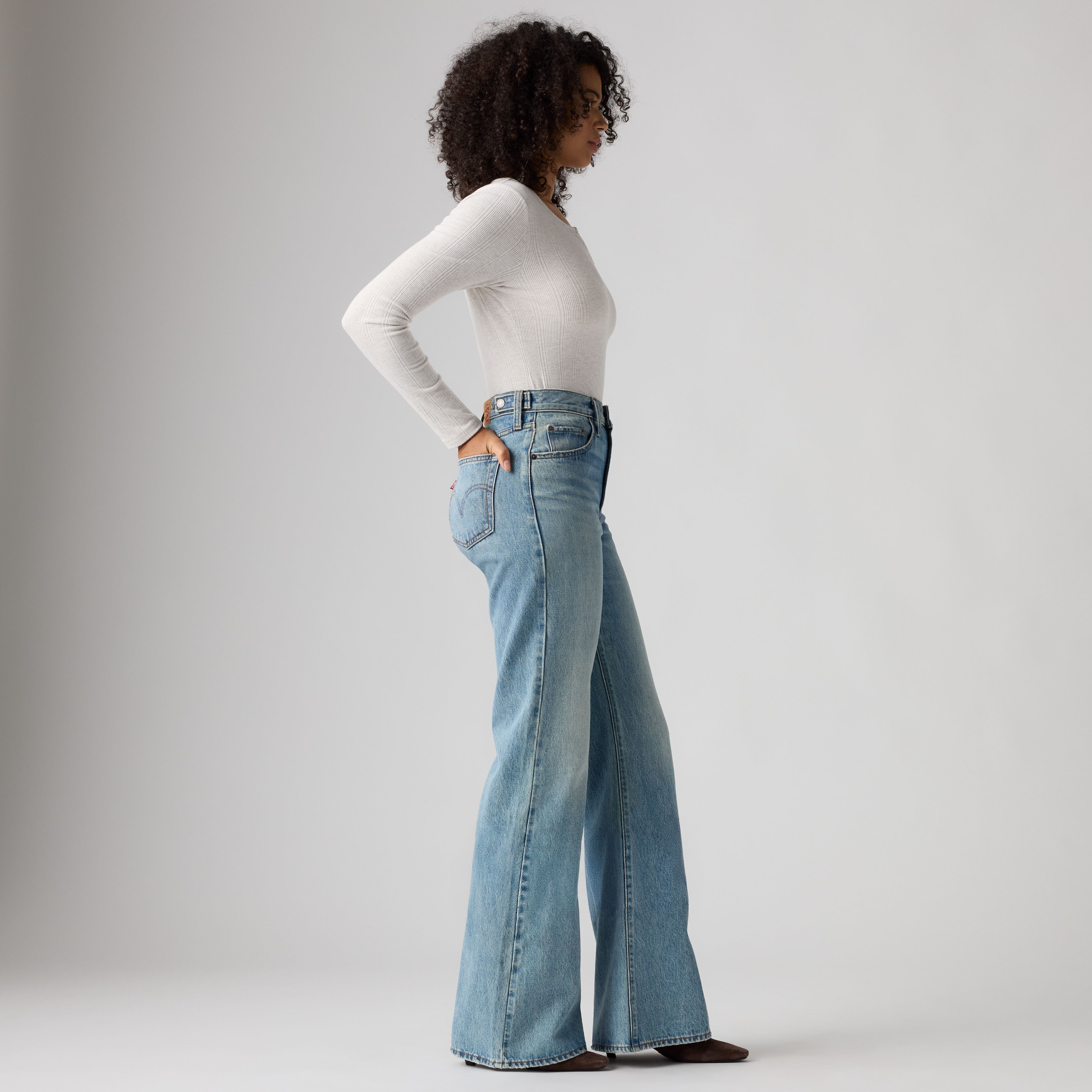 Cinch Flare Jeans 5