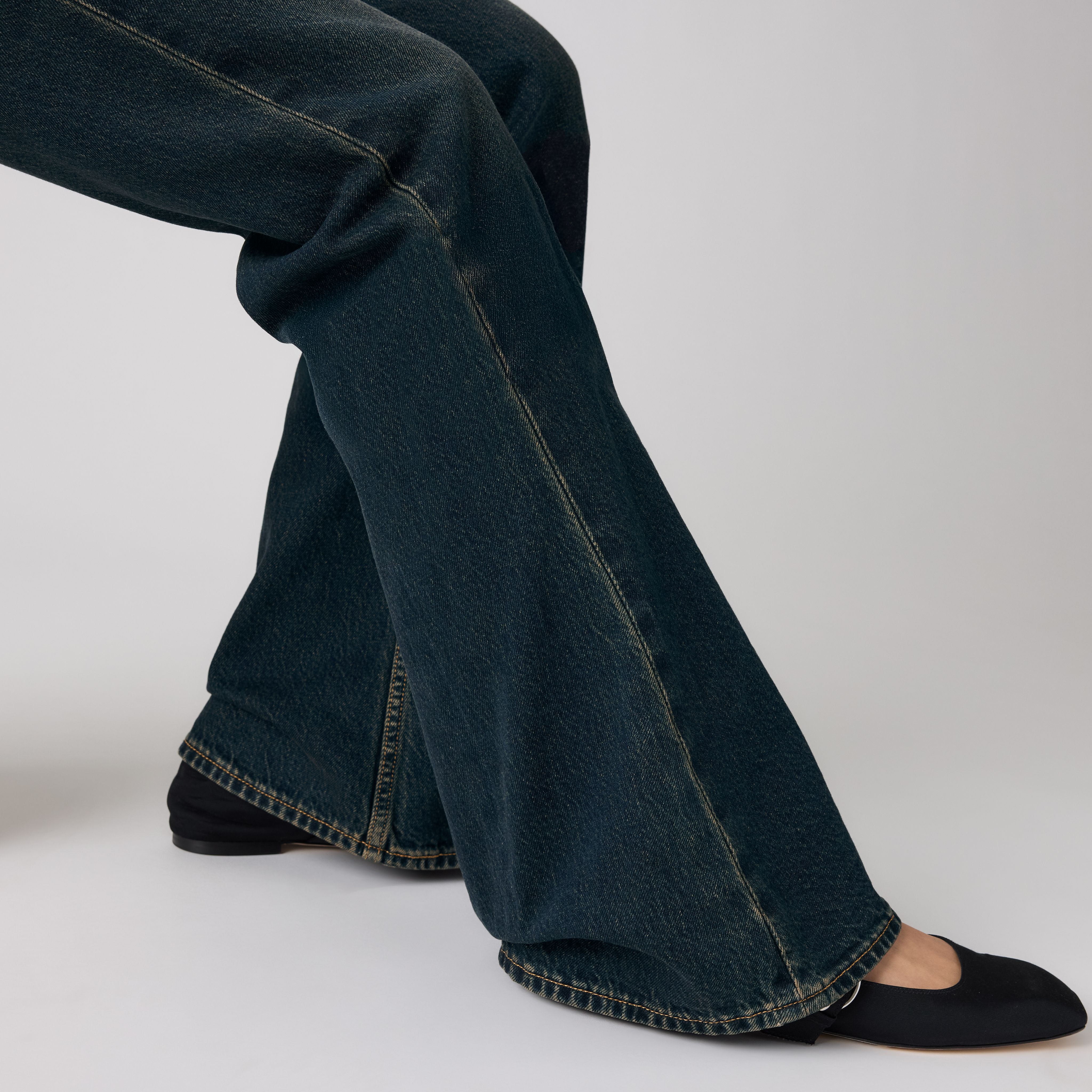 Puddle Snap Flare Jeans 3