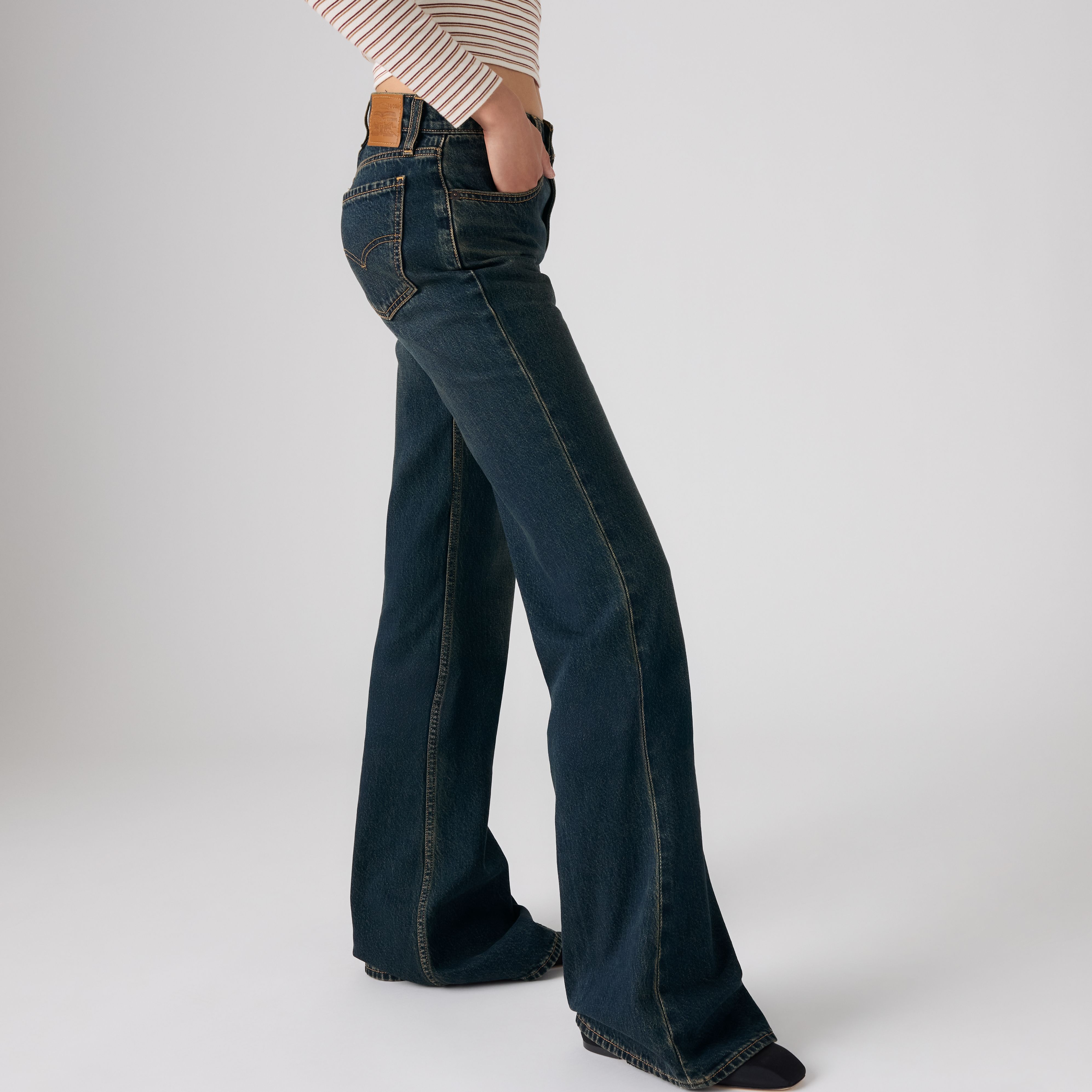 Puddle Snap Flare Jeans 4
