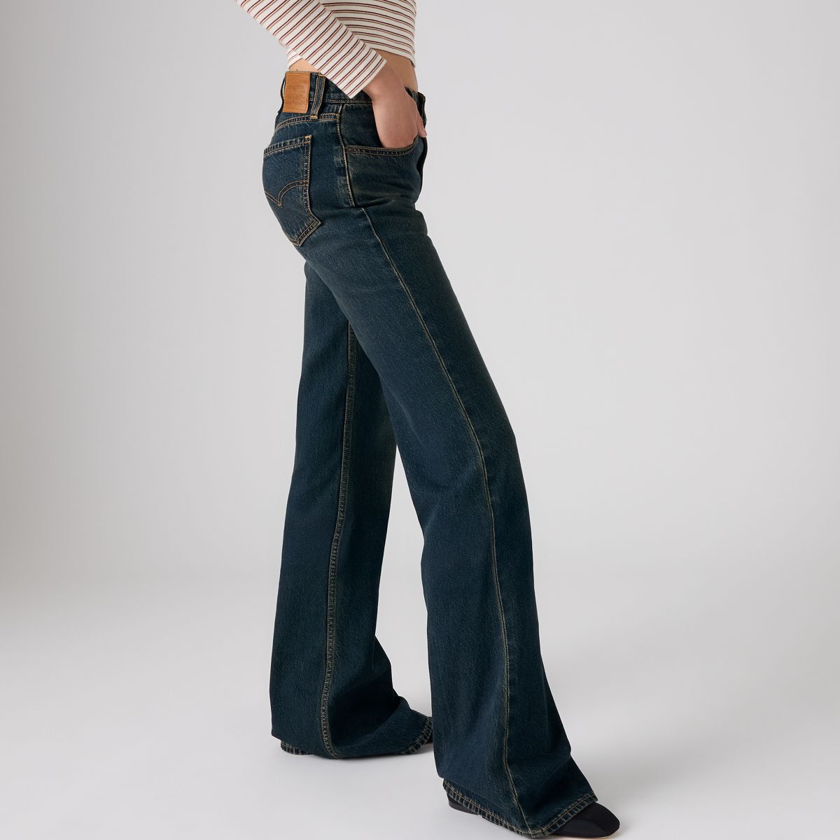 Puddle Snap Flare Women's Jeans — High Vibration - Dark Wash