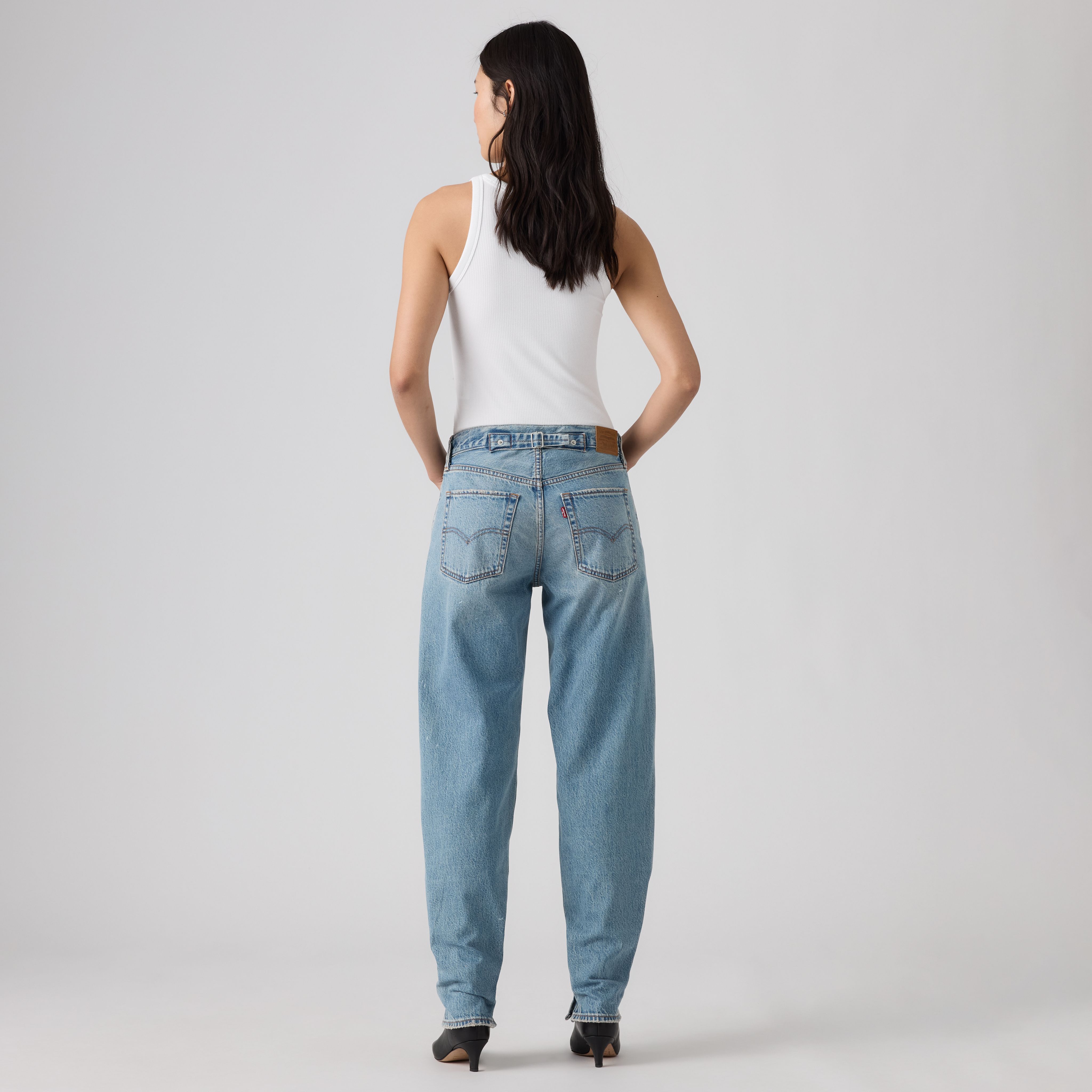 Loose Taper Women's Jeans 3