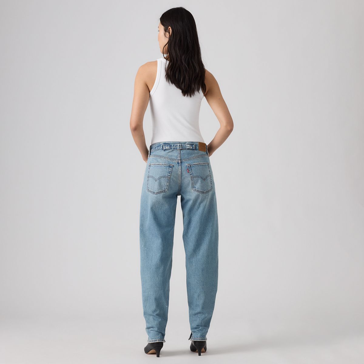 Loose Taper Women's Jeans — Hi And Welcome - Medium Wash