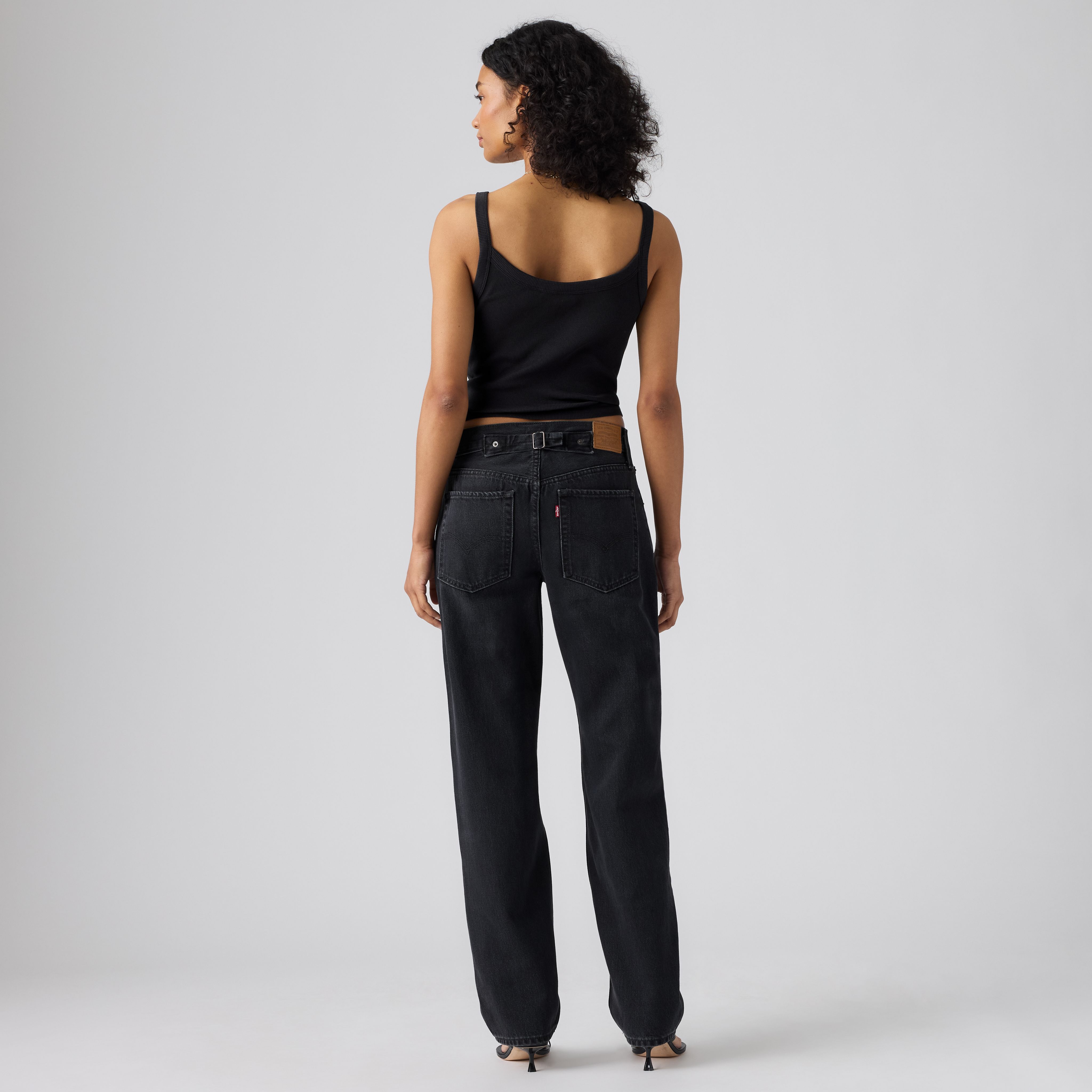 Loose Taper Jeans 3