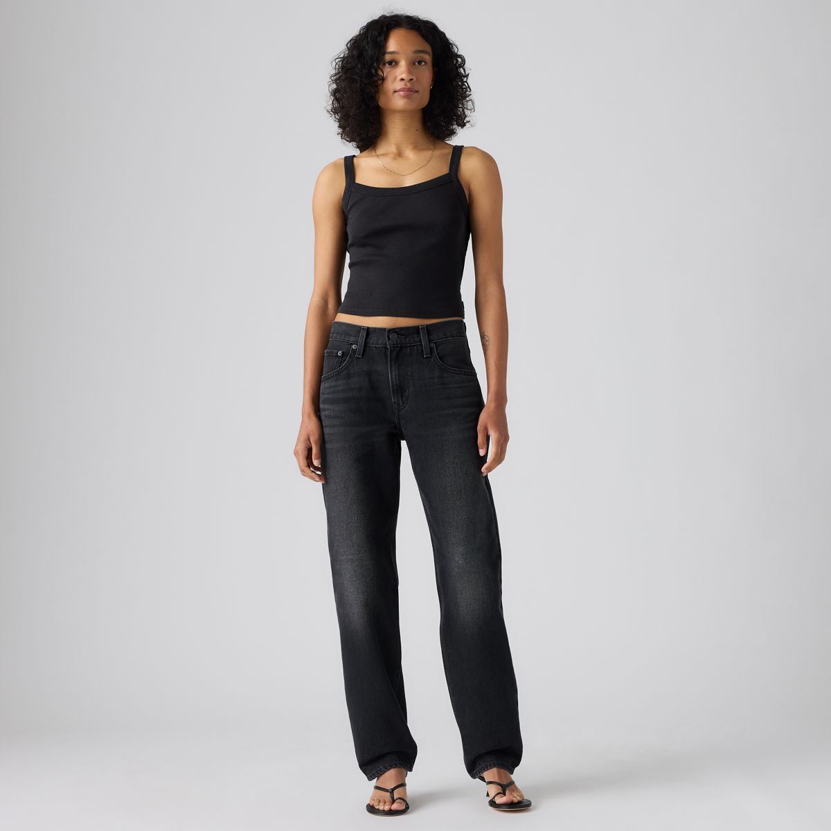 Loose Taper Women's Jeans — Filtered Face - Black