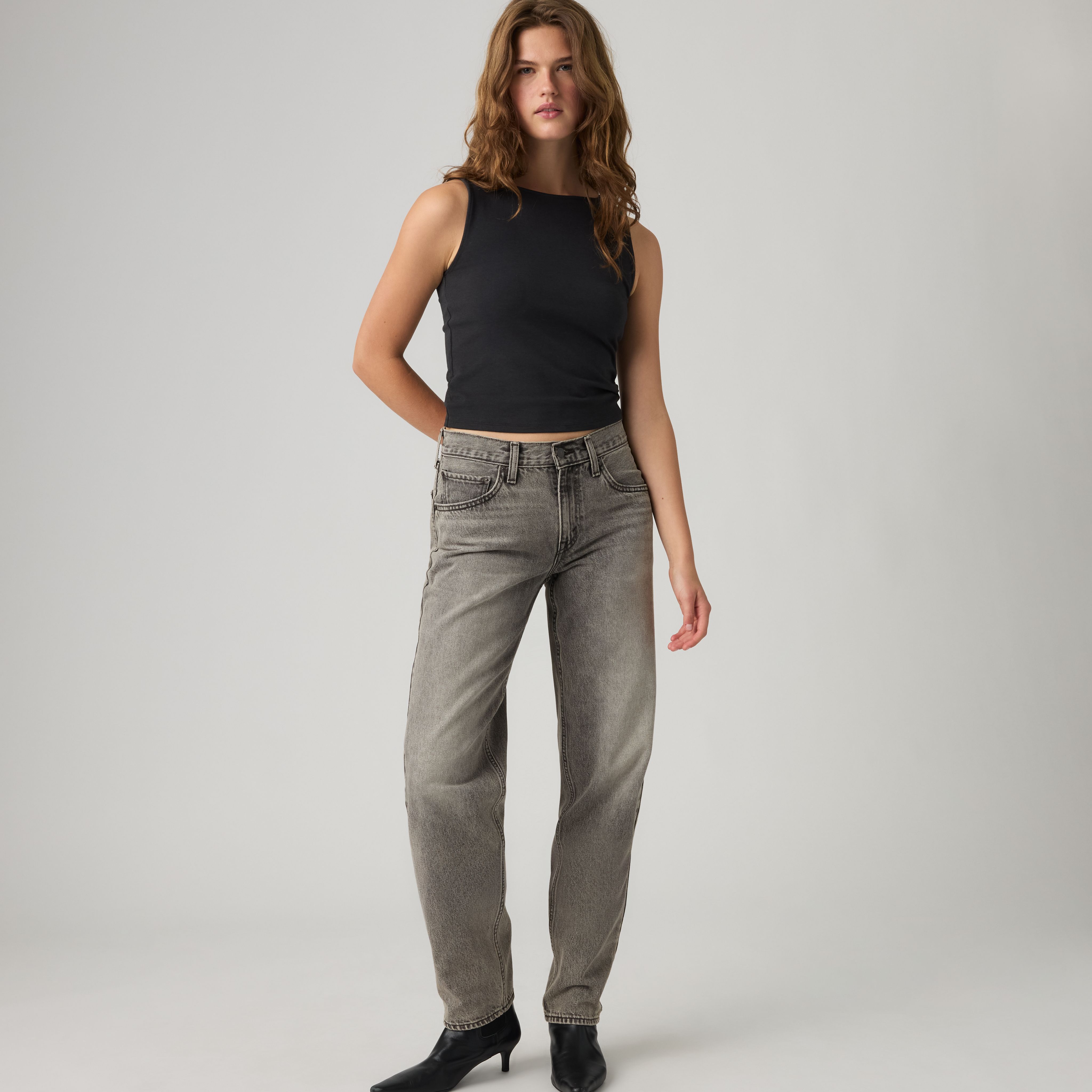 Loose Taper Women's Jeans 1