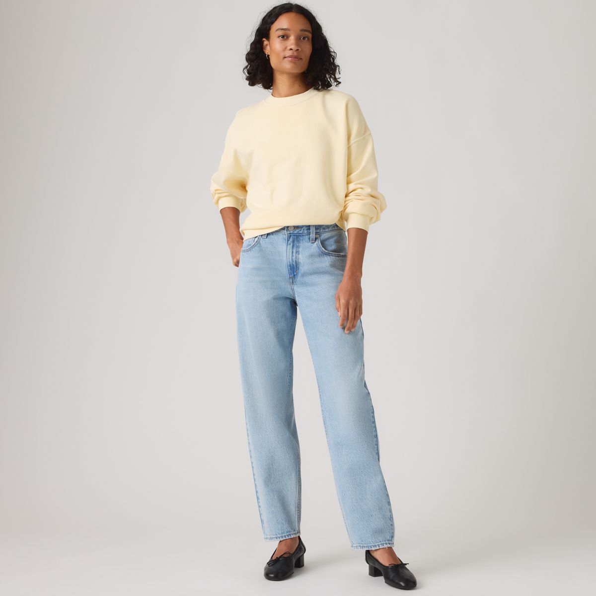 Loose Taper Women's Jeans — Message Sent - Medium Wash