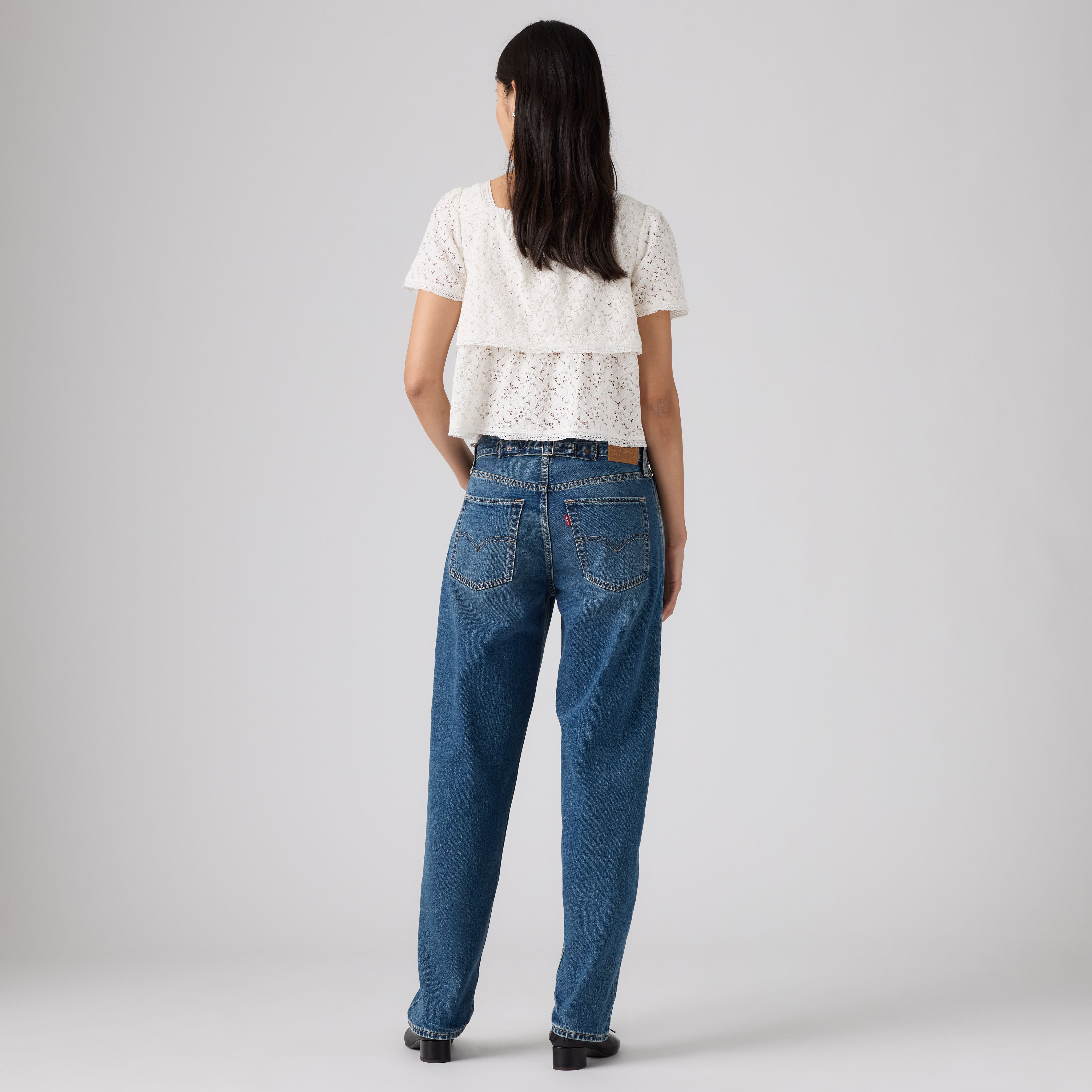Loose Taper Jeans 3