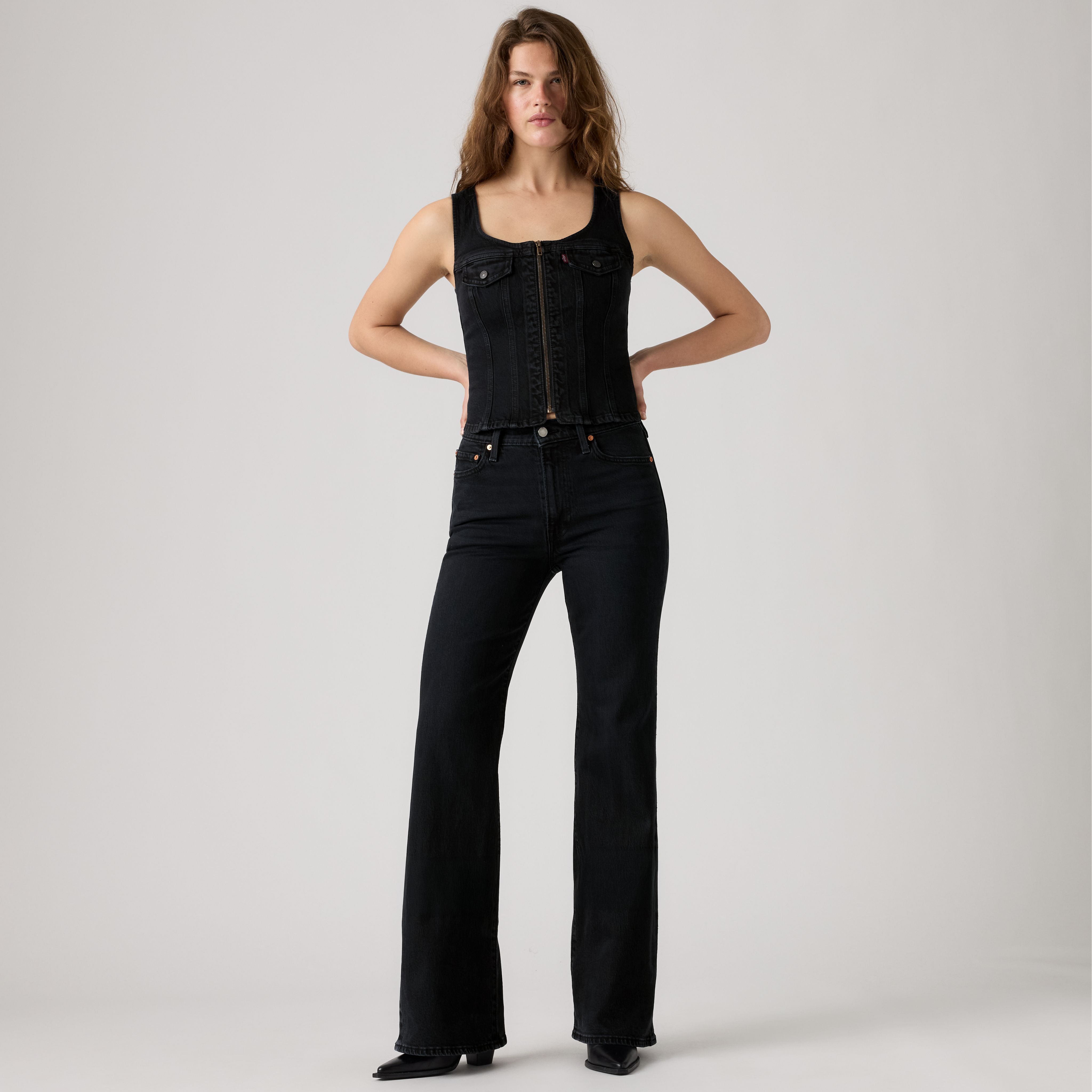 Levi's  Ribcage Flare Jeans Black, Women's Size 27X30