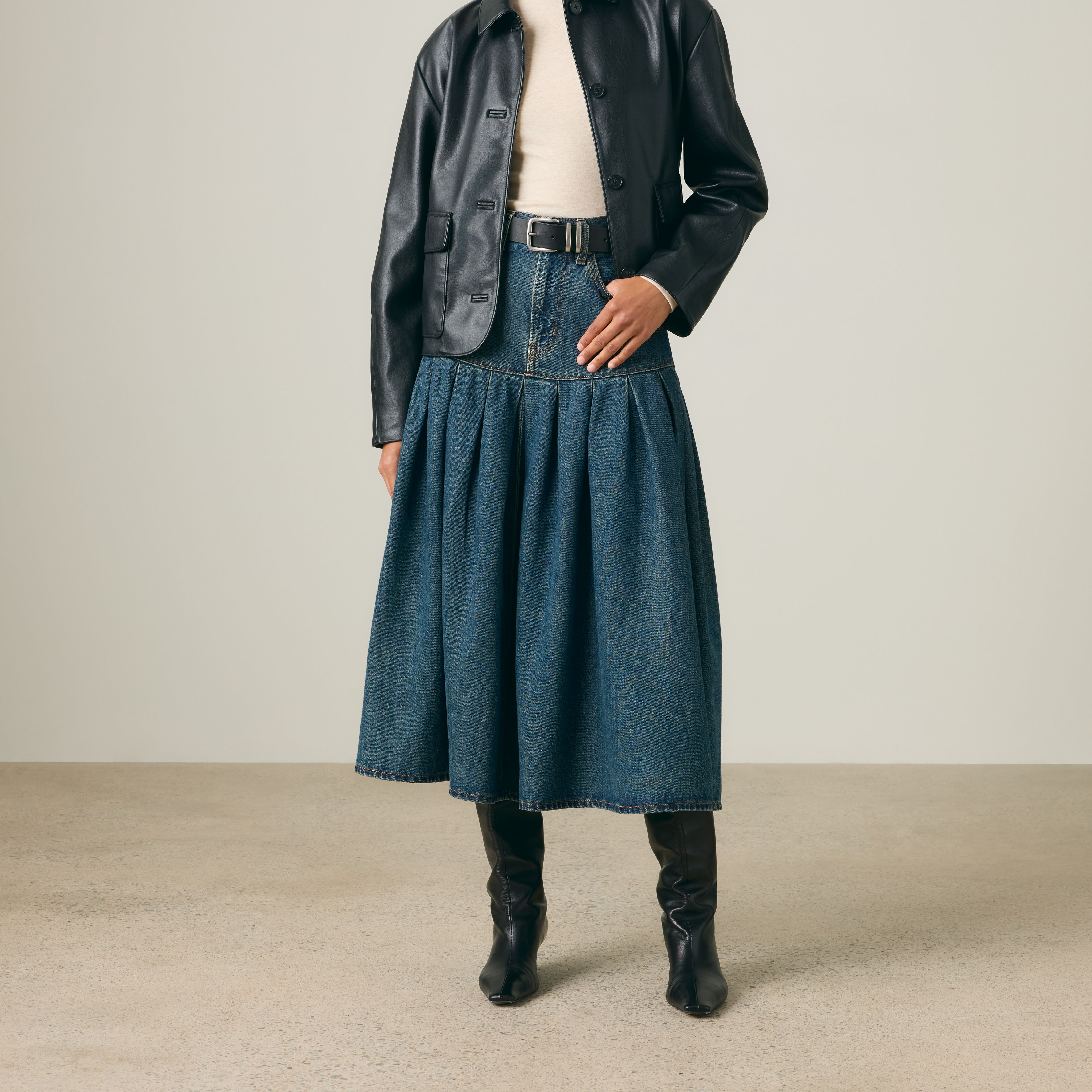 Yoked Pleated Skirt 3