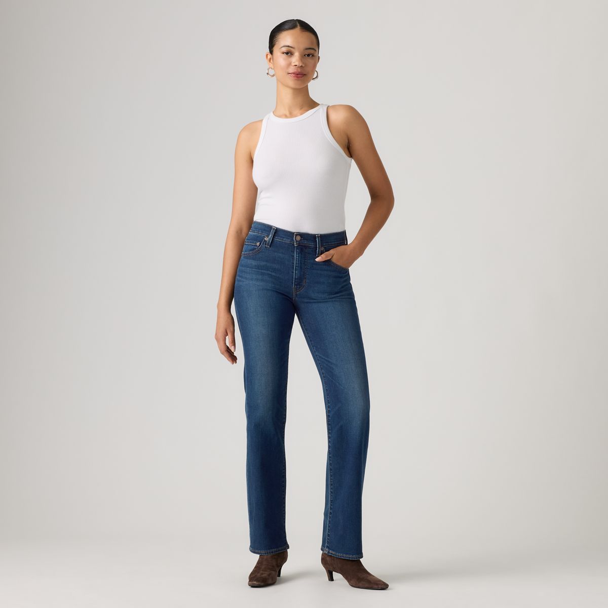 723 High-Rise Straight Women's Jeans — True Blue Dark - Dark Wash