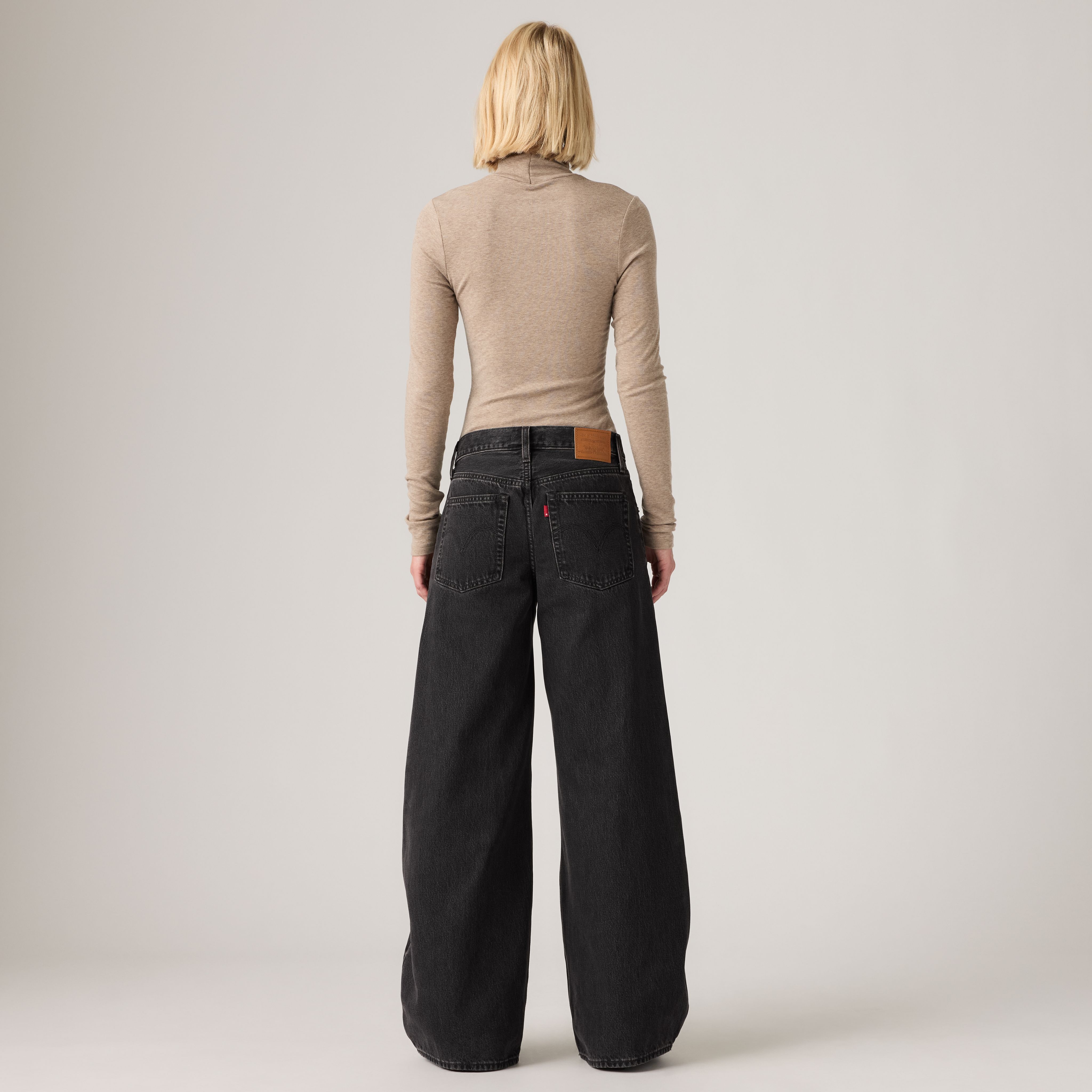Teardrop Wide Leg Jeans 3