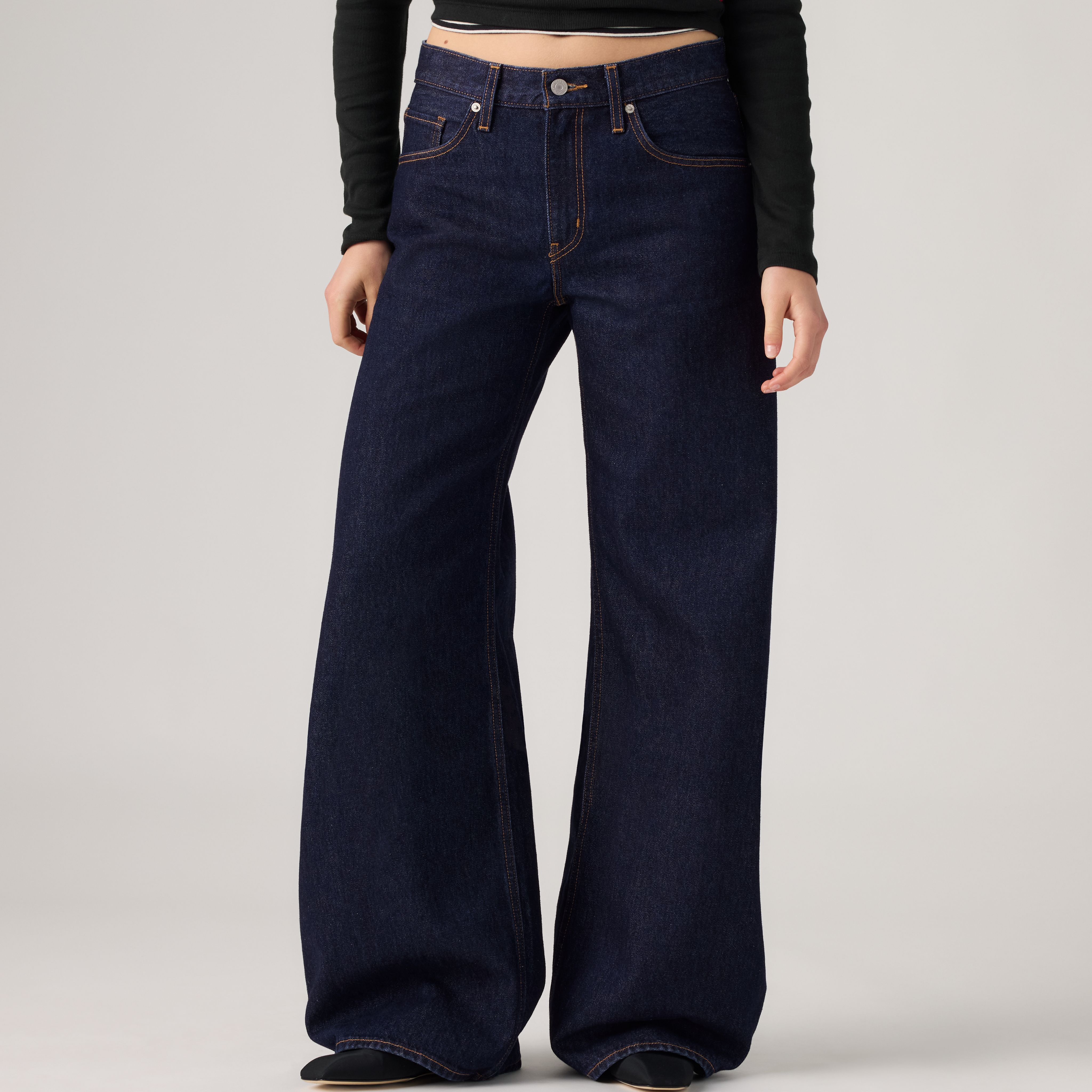 Teardrop Wide Leg Jeans 2