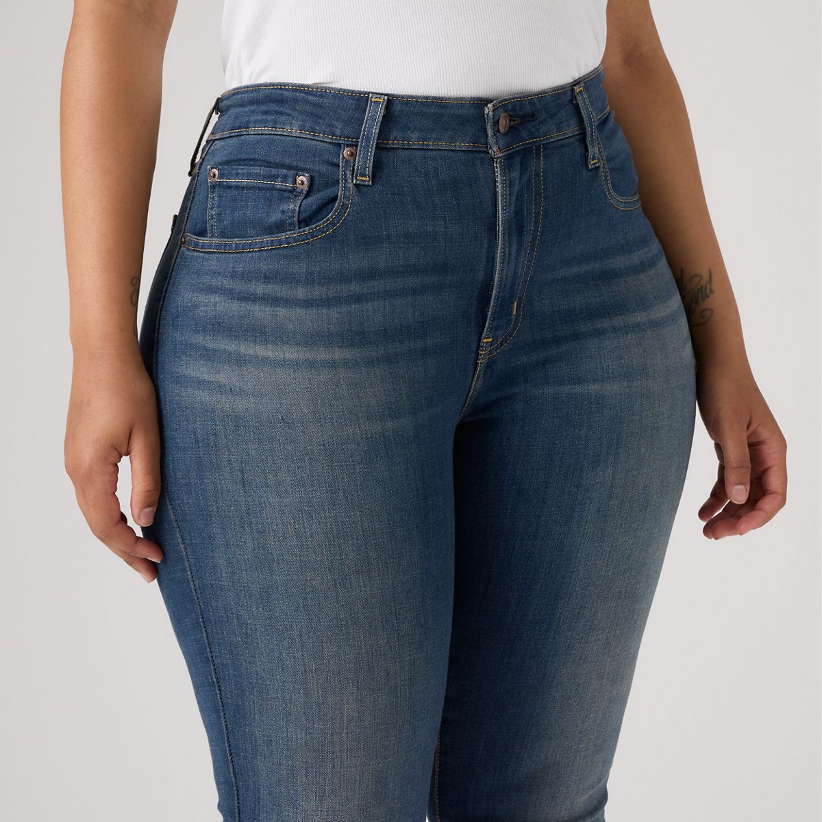 725 High Rise Bootcut Jeans — Tore It Up - Dark Wash