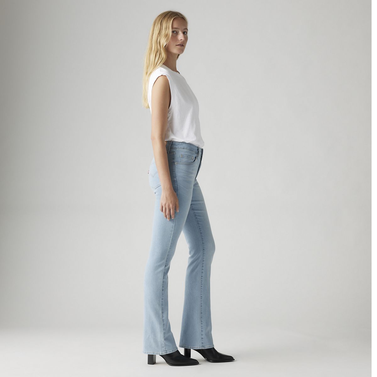 725 High Rise Bootcut Jeans — Eternal Indigo Light - Light Wash