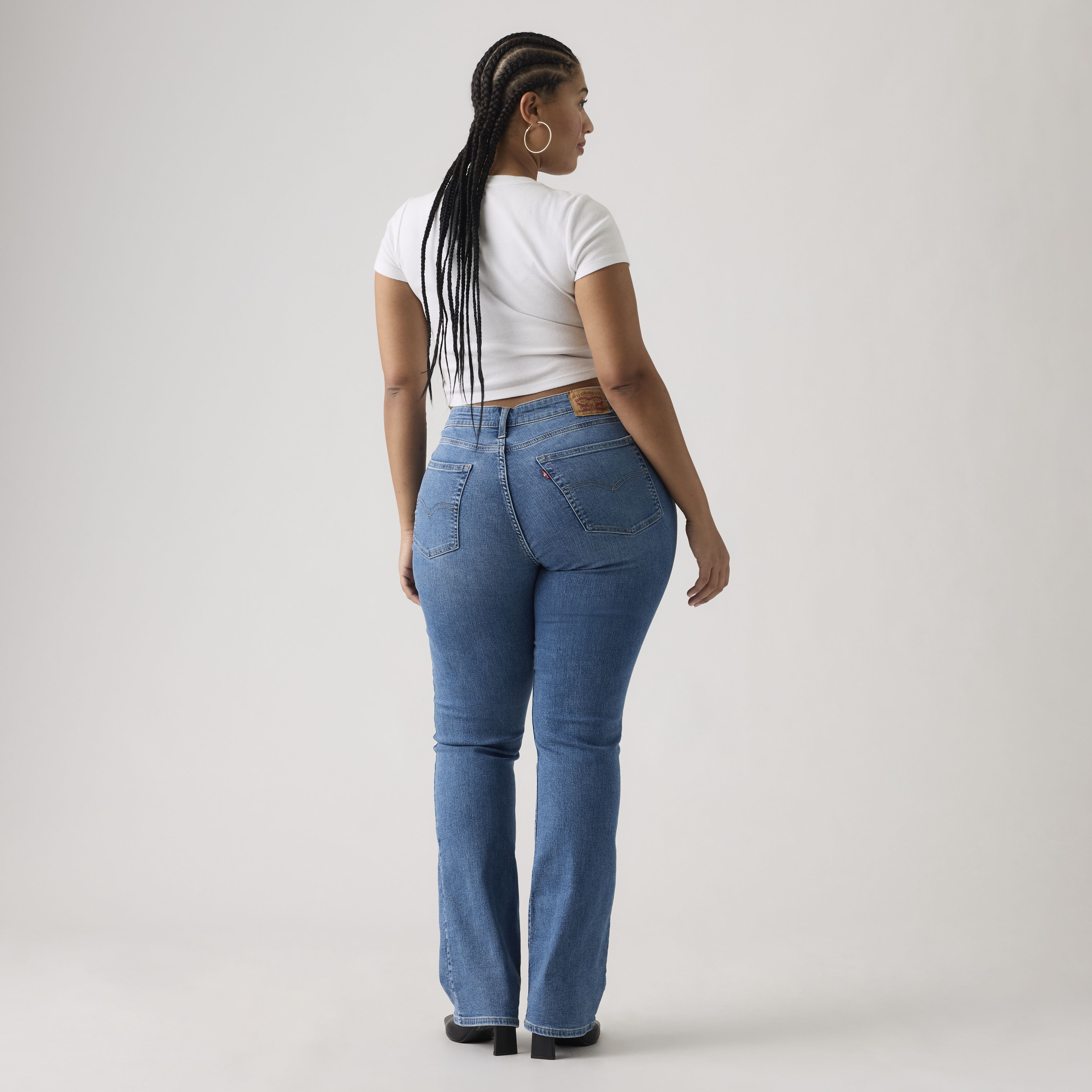 725 High Rise Bootcut Jeans 13