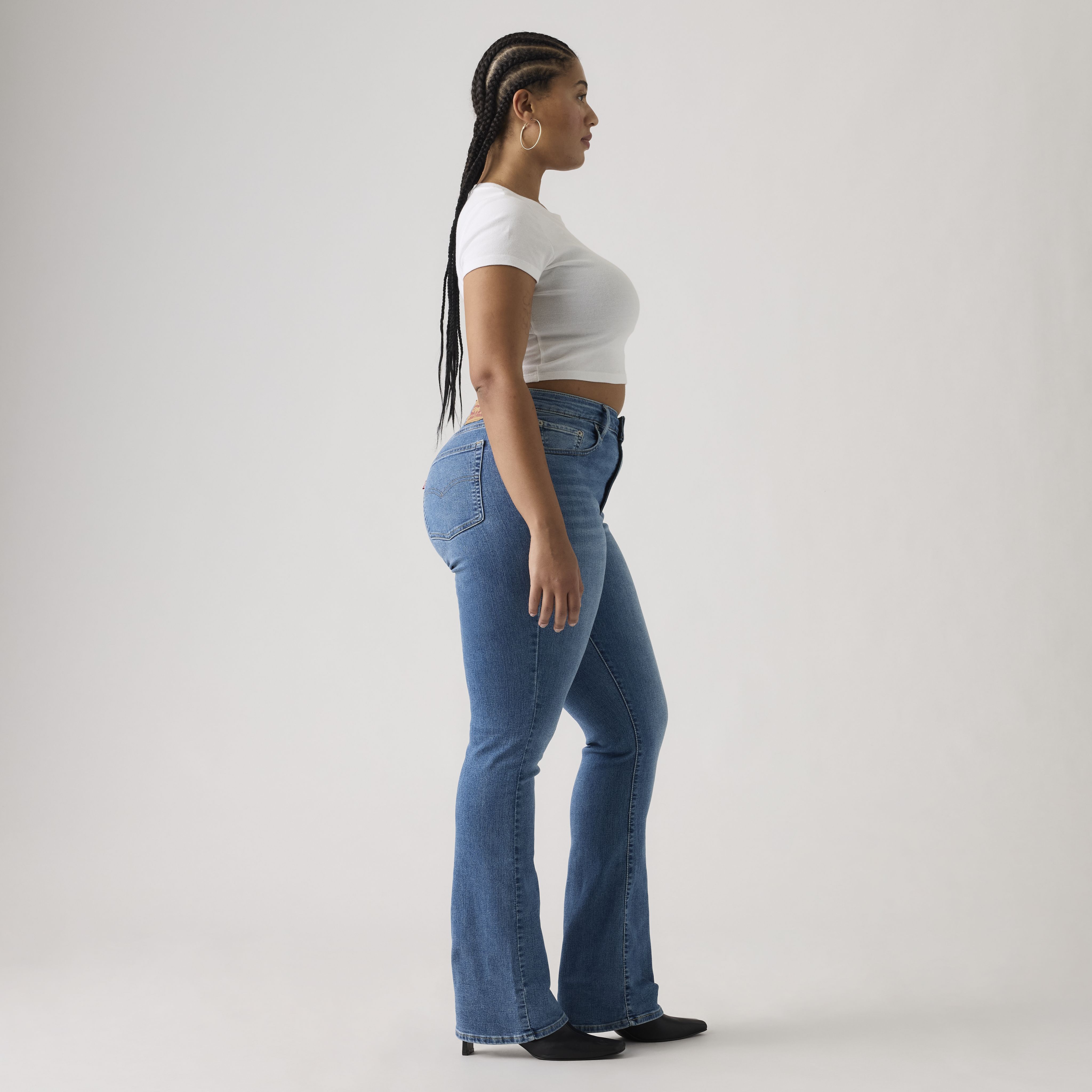 725 High Rise Bootcut Jeans 11