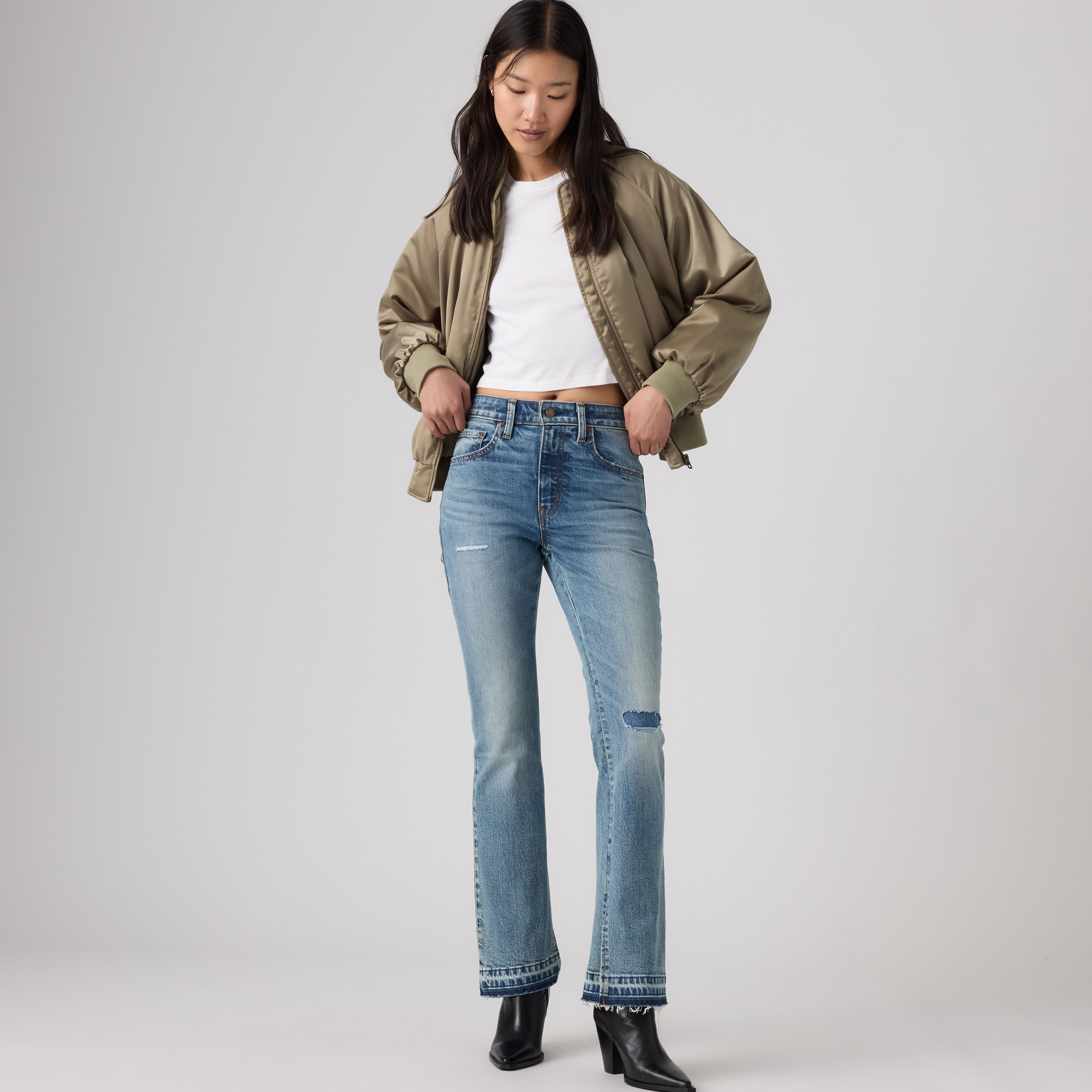 725 High-Rise Bootcut Women's Jeans 1