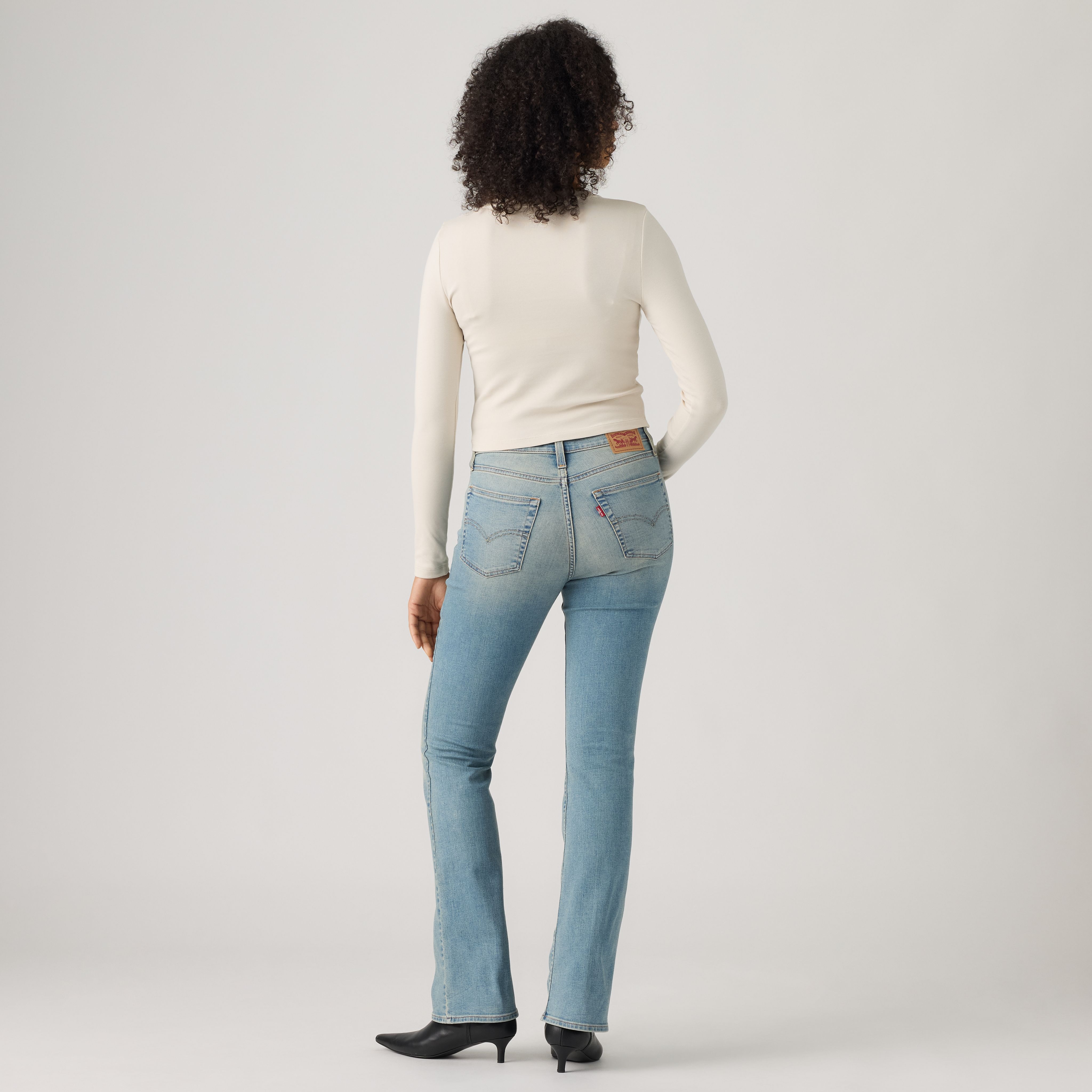 725 High-Rise Bootcut Women's Jeans 3