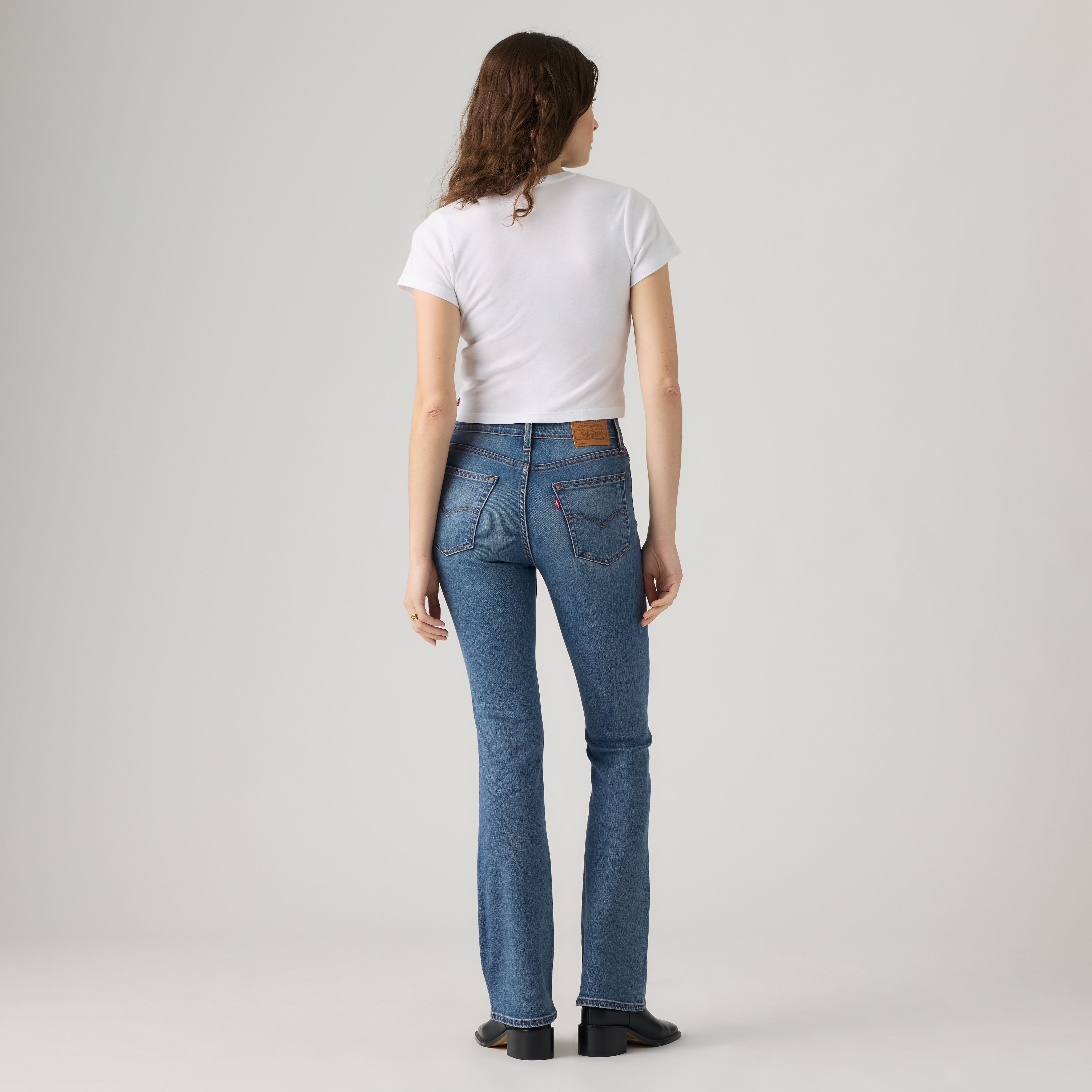 725 High-Rise Bootcut Women's Jeans 3