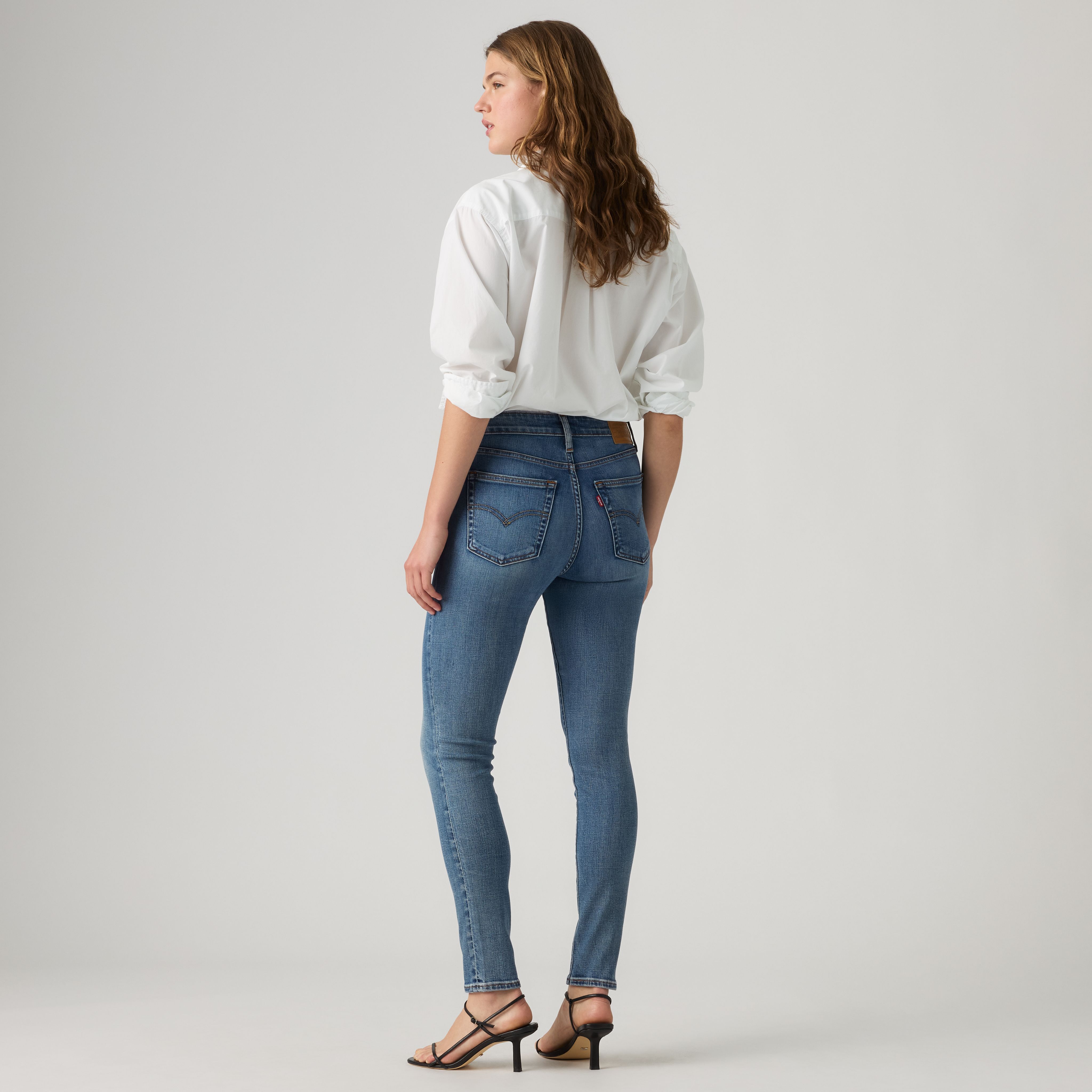 721 High Rise Skinny Jeans 3
