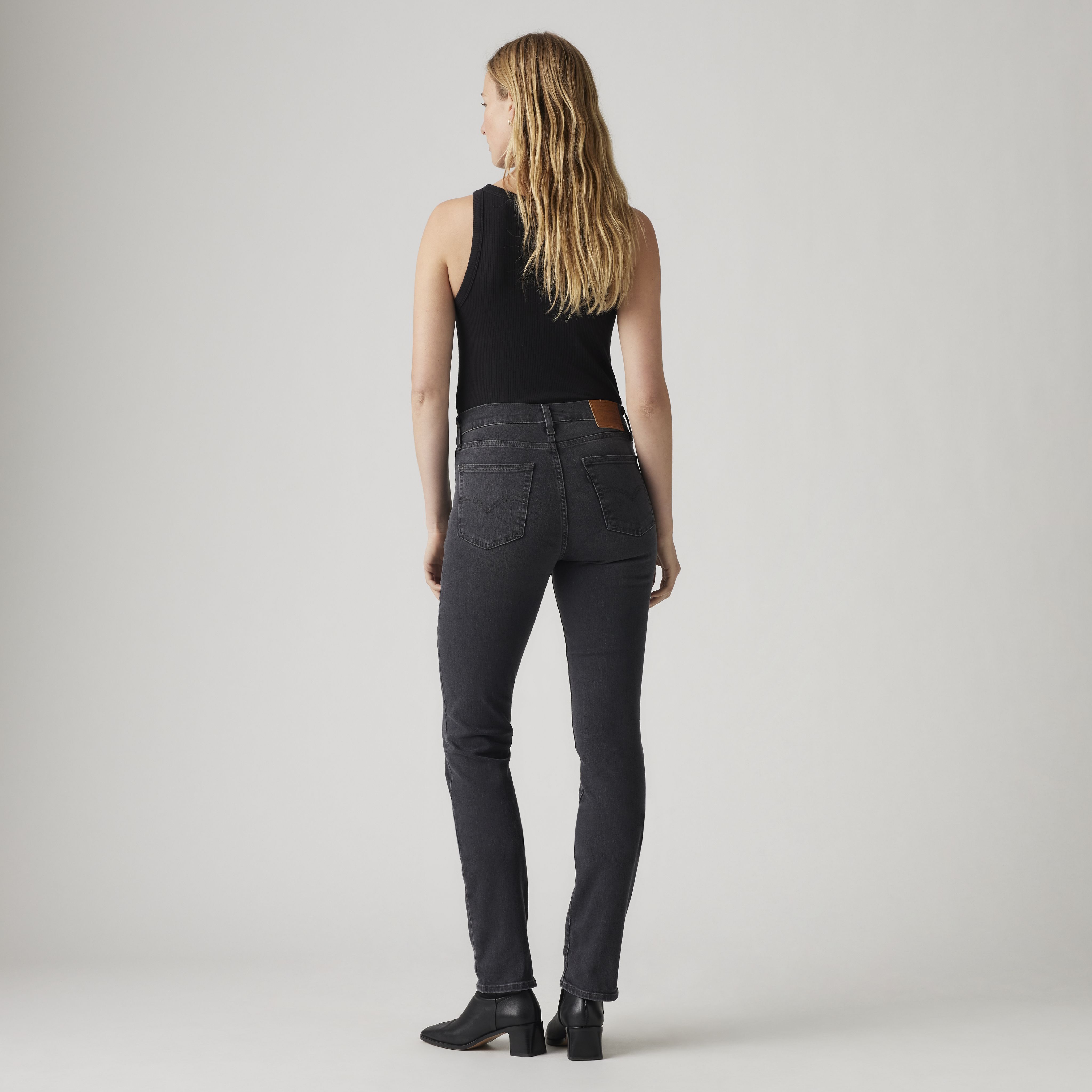 724 High Rise Slim Straight Women's Jeans 3