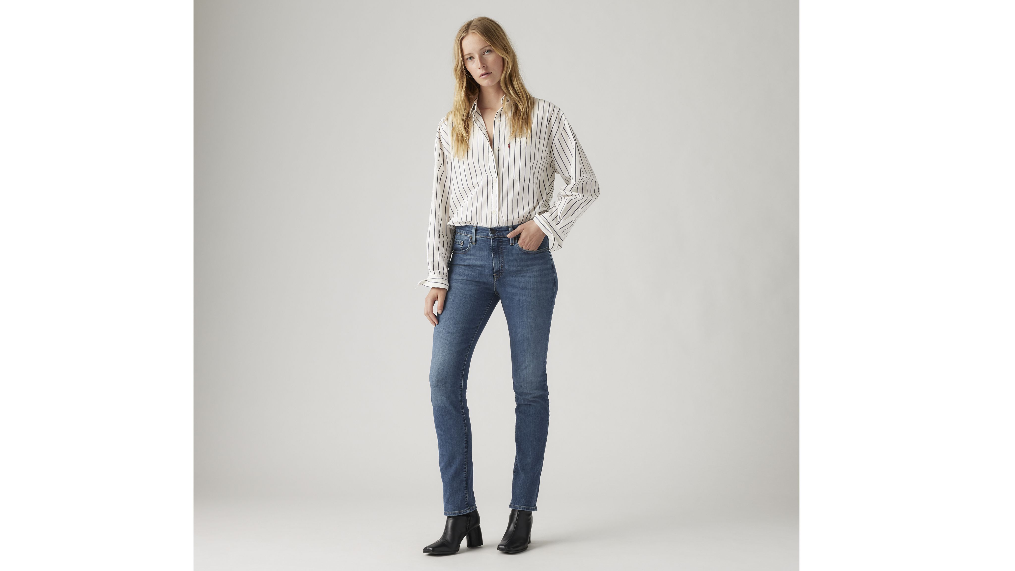 724 High Rise Straight Women's Jeans 2