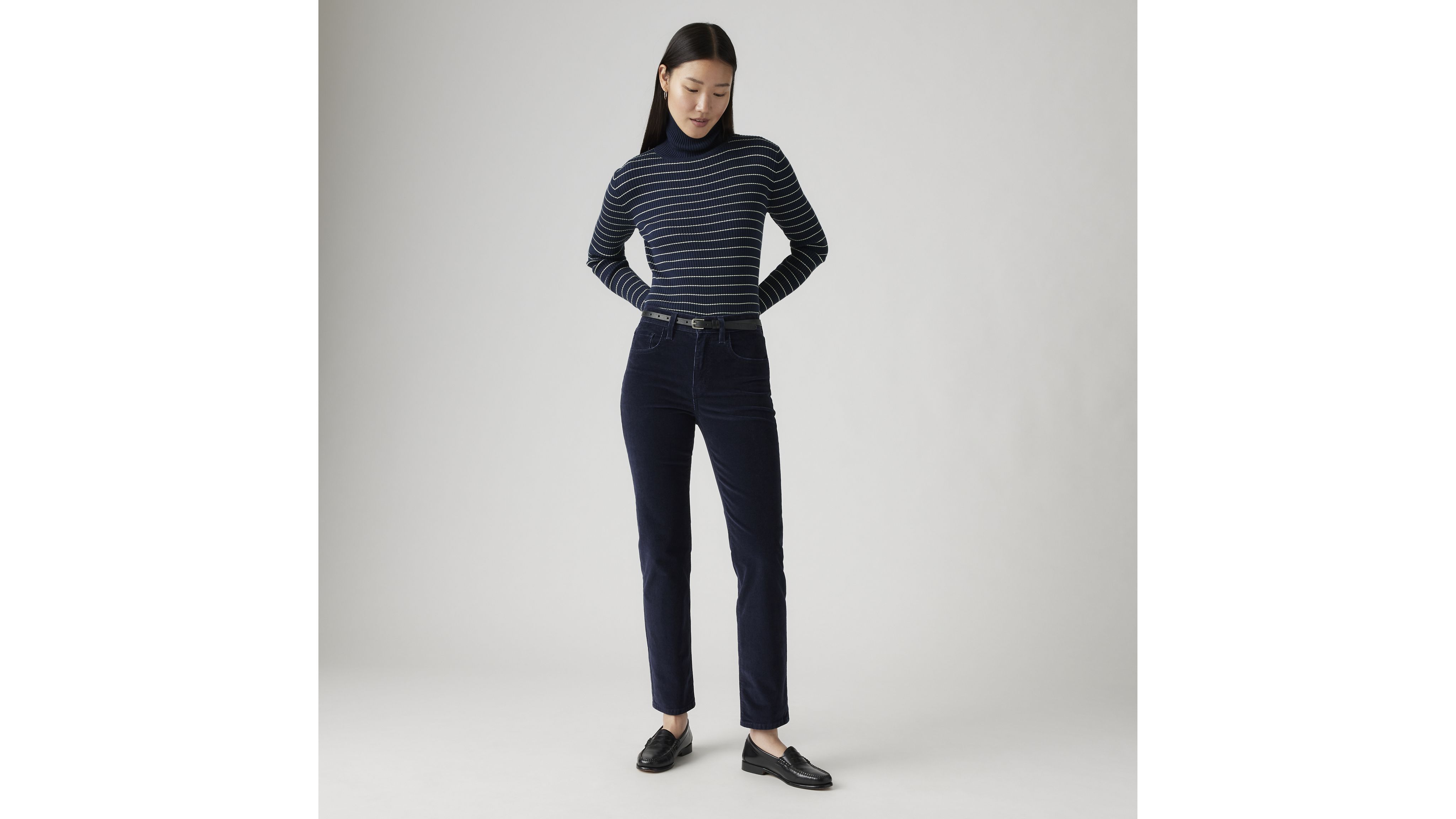 724 High Rise Straight Corduroy Women's Jeans 1