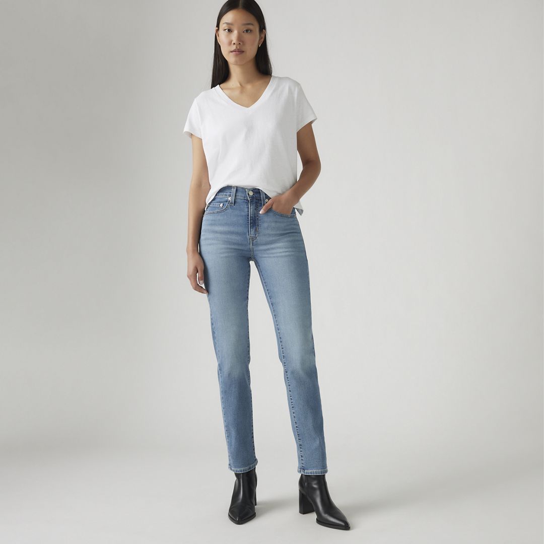 Levi's Womens 724 High Rise Straight Jeans, 27, Blue