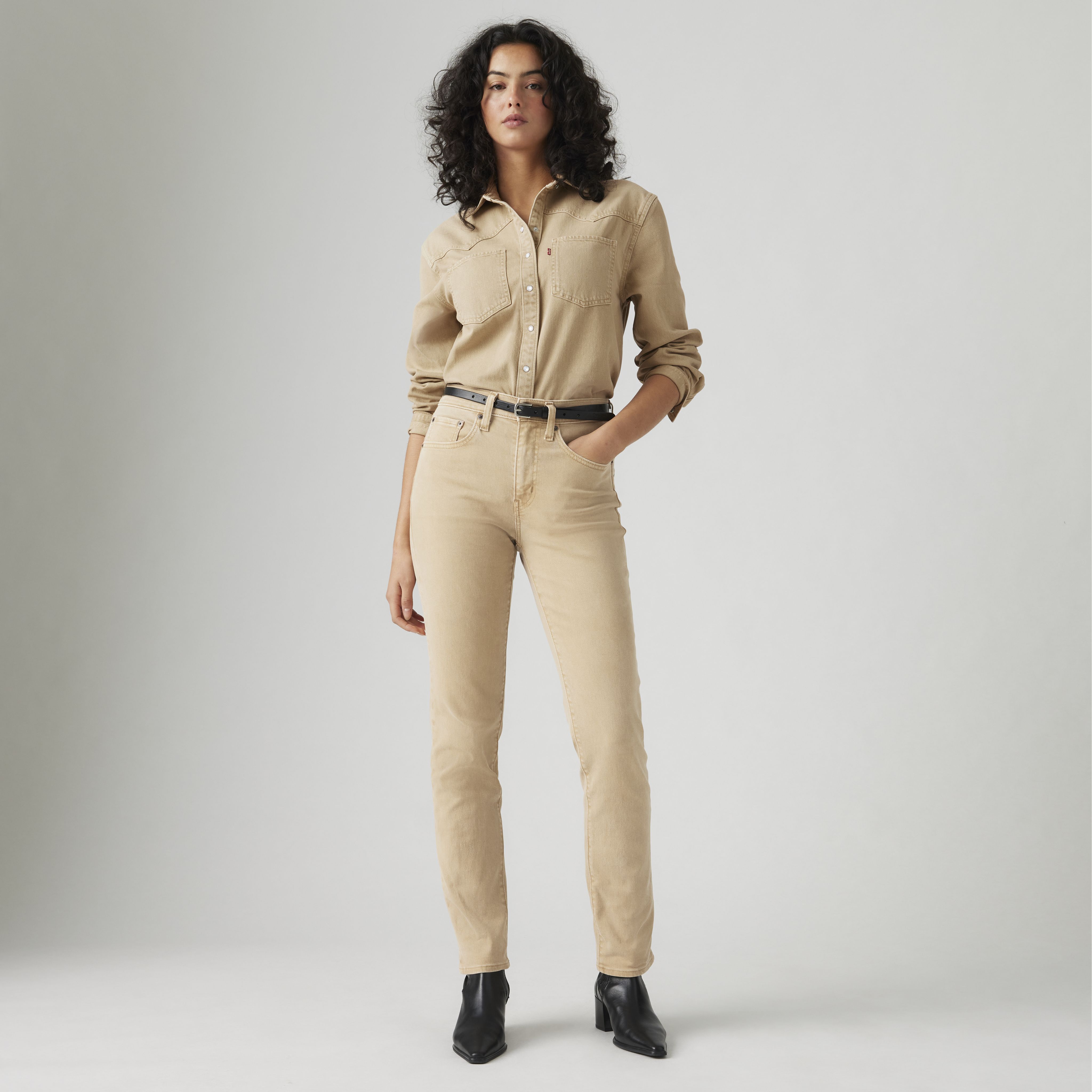 724 High Rise Straight Women's Jeans 1