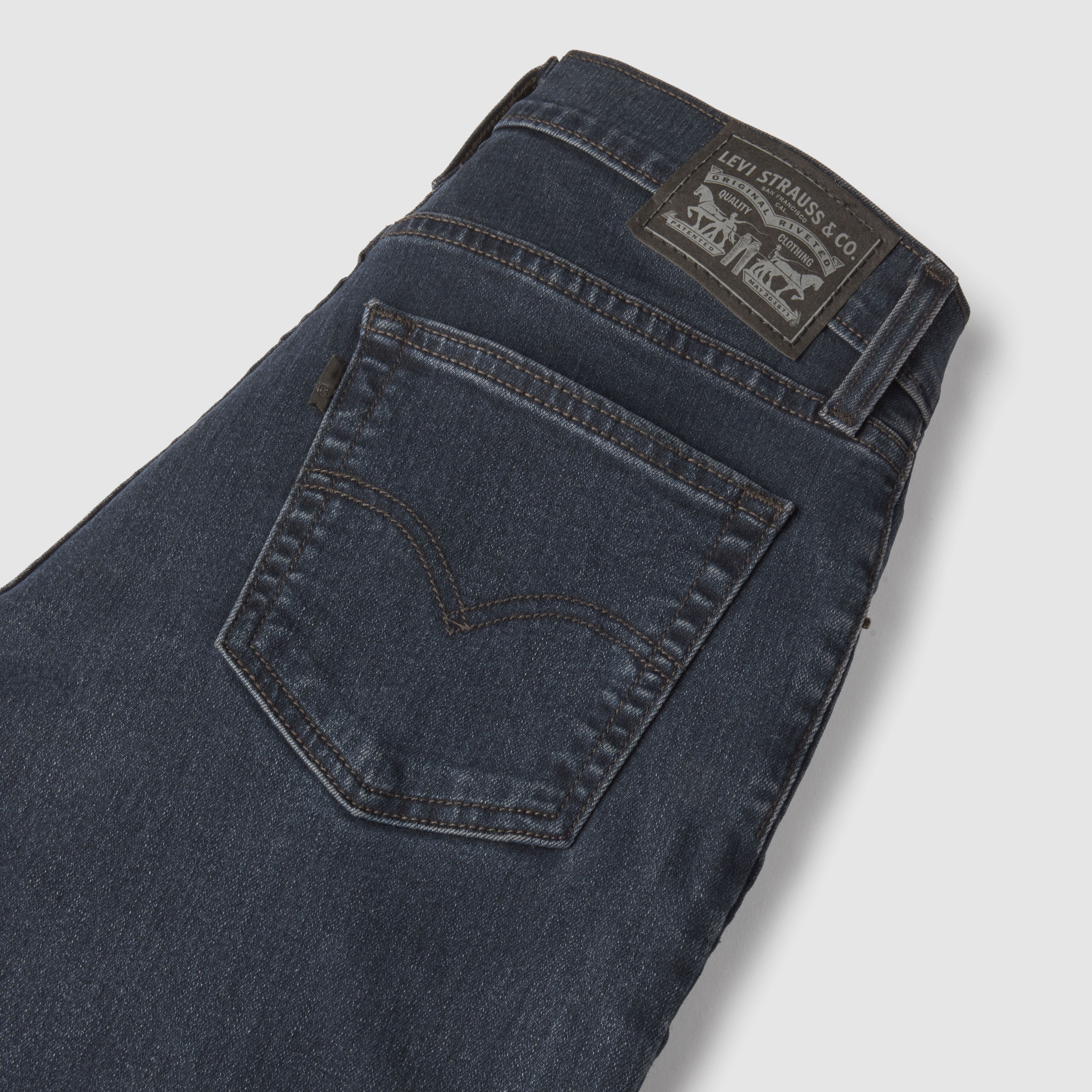Jeans 724™ High Rise Straight 7