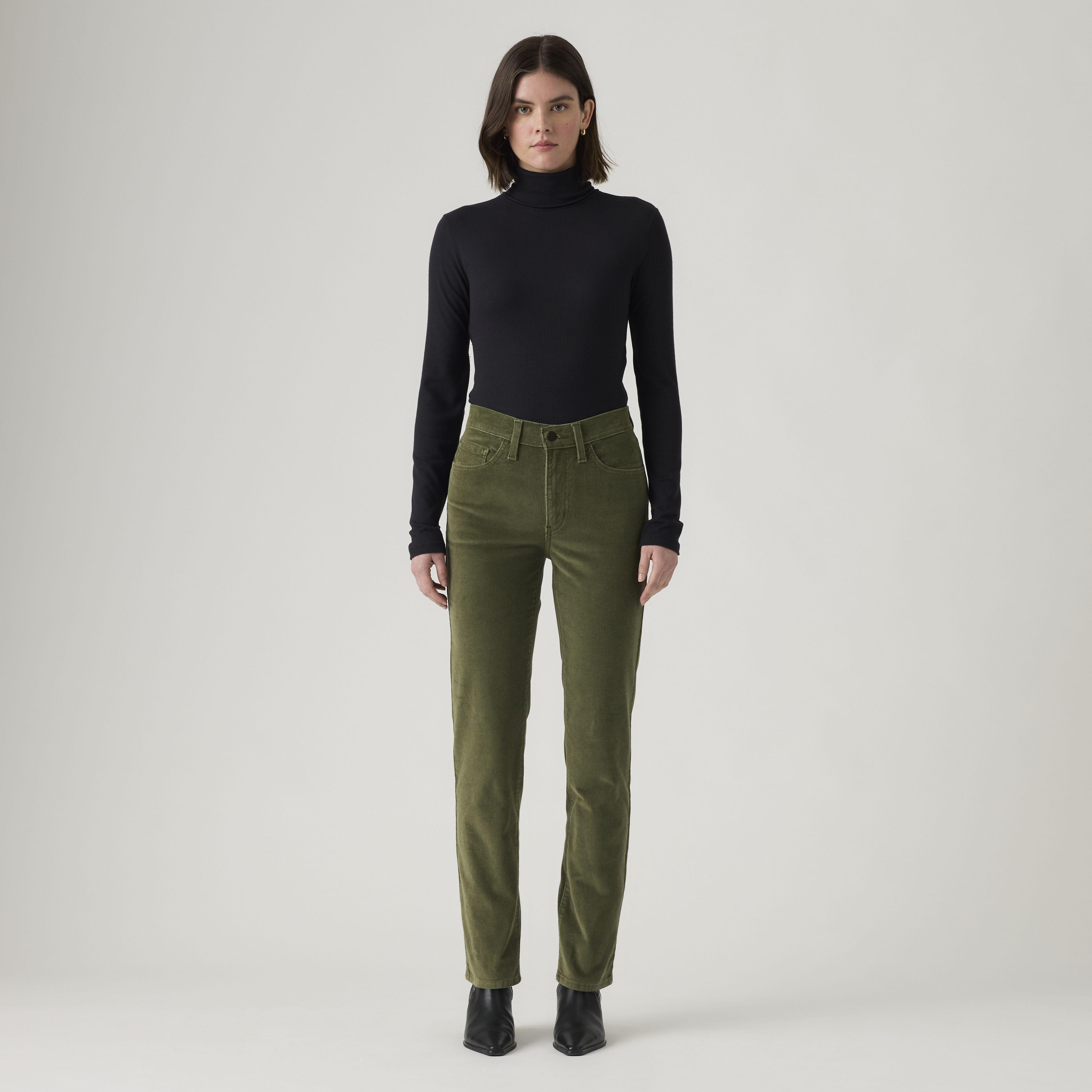 724 High-Rise Straight Corduroy Women's Pants 12