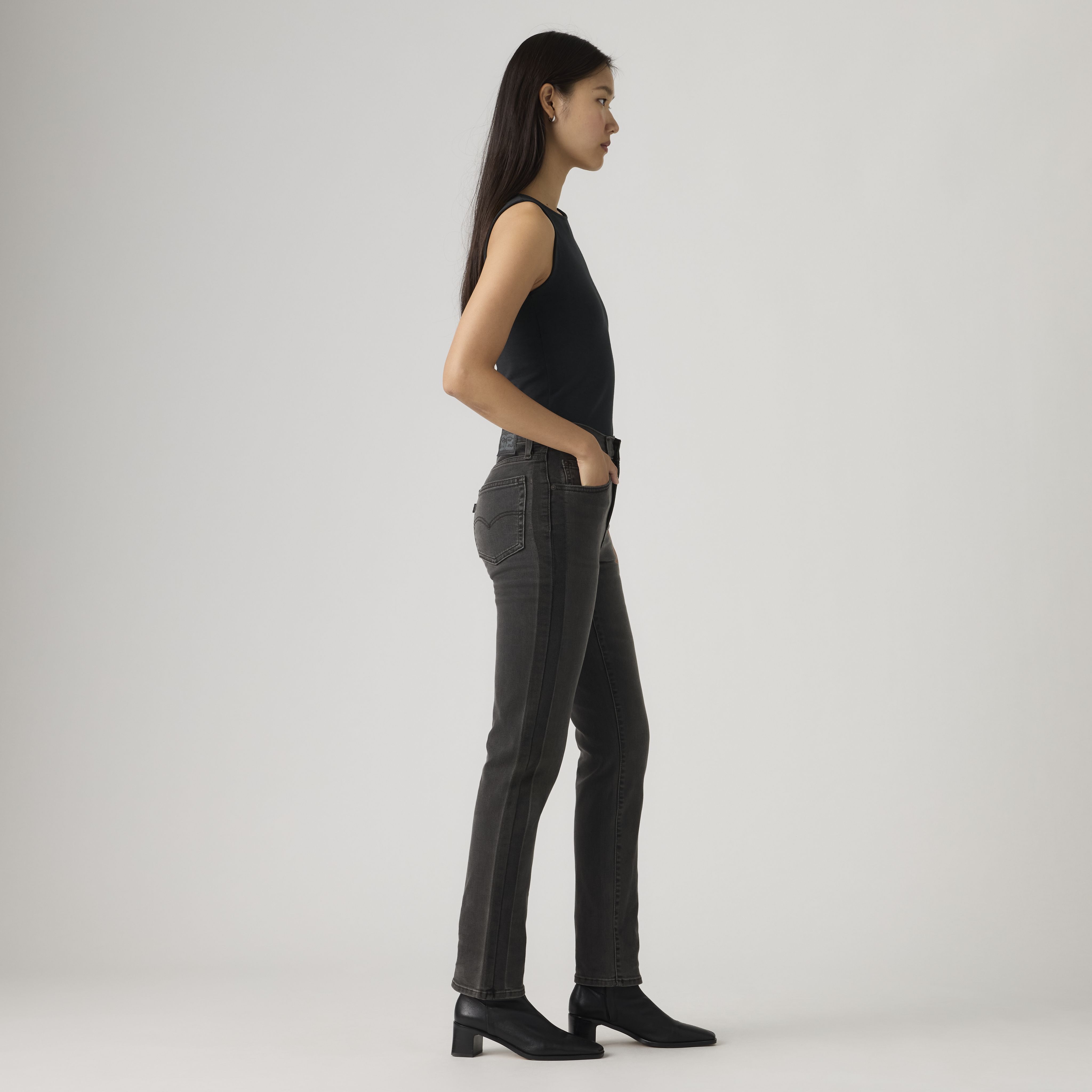 724 High Rise Straight Women's Jeans 5